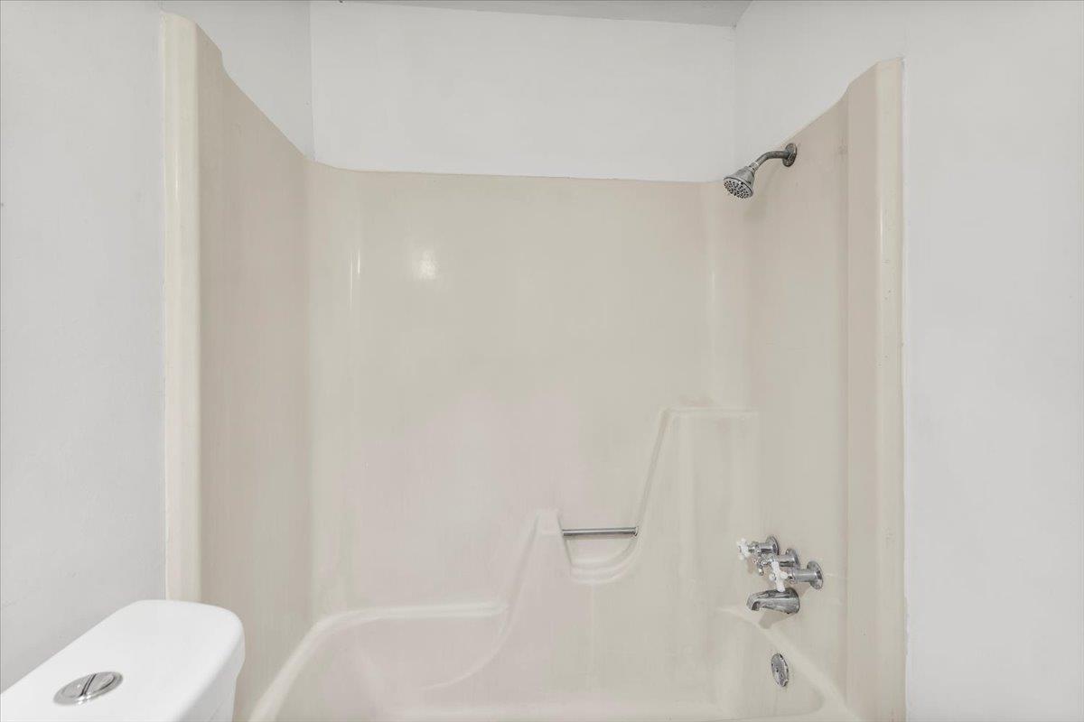 1307 Meadgreen Dr, Austin, TX 78758