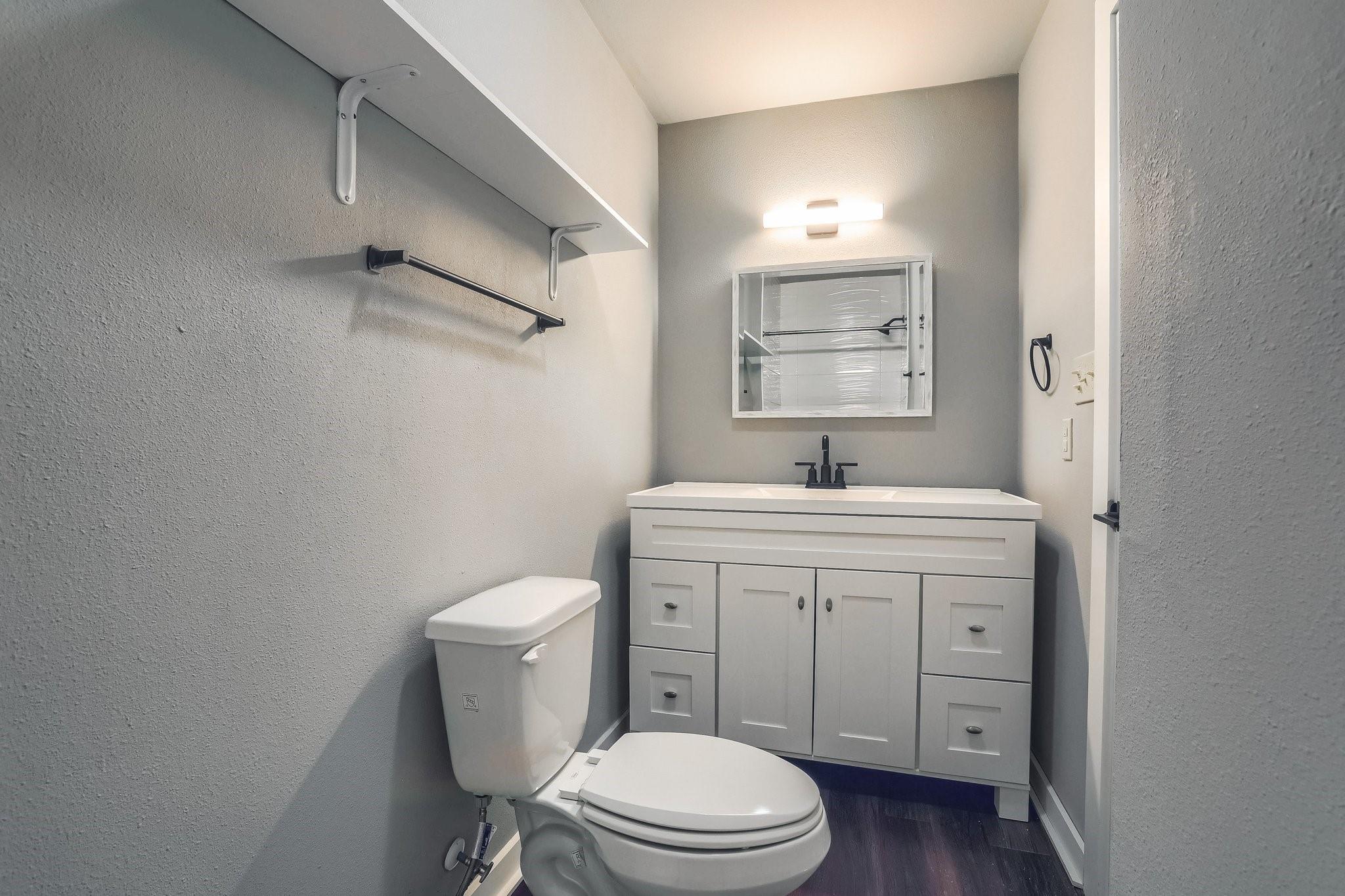 5909 Lago Vista Way # A, Lago Vista, TX 78645