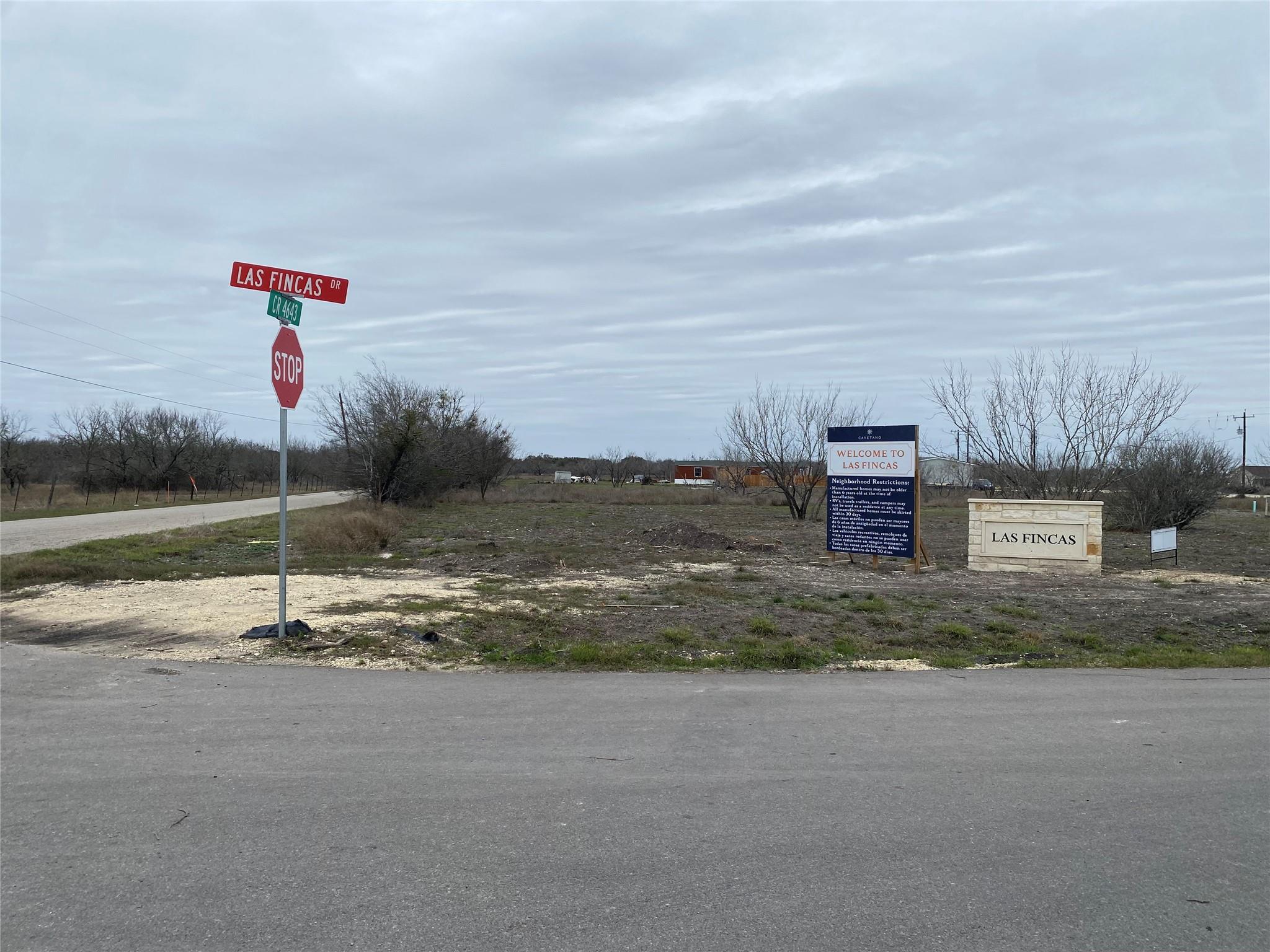 286 Lobo Loop, Hondo, TX 78861