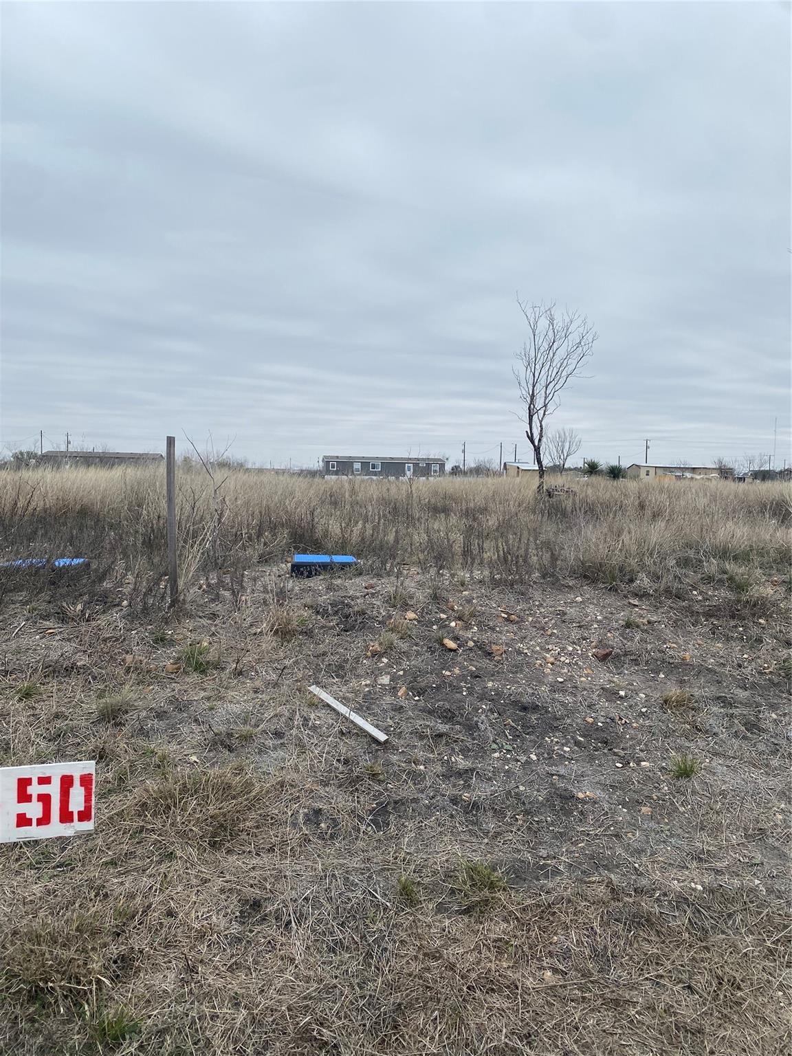 286 Lobo Loop, Hondo, TX 78861