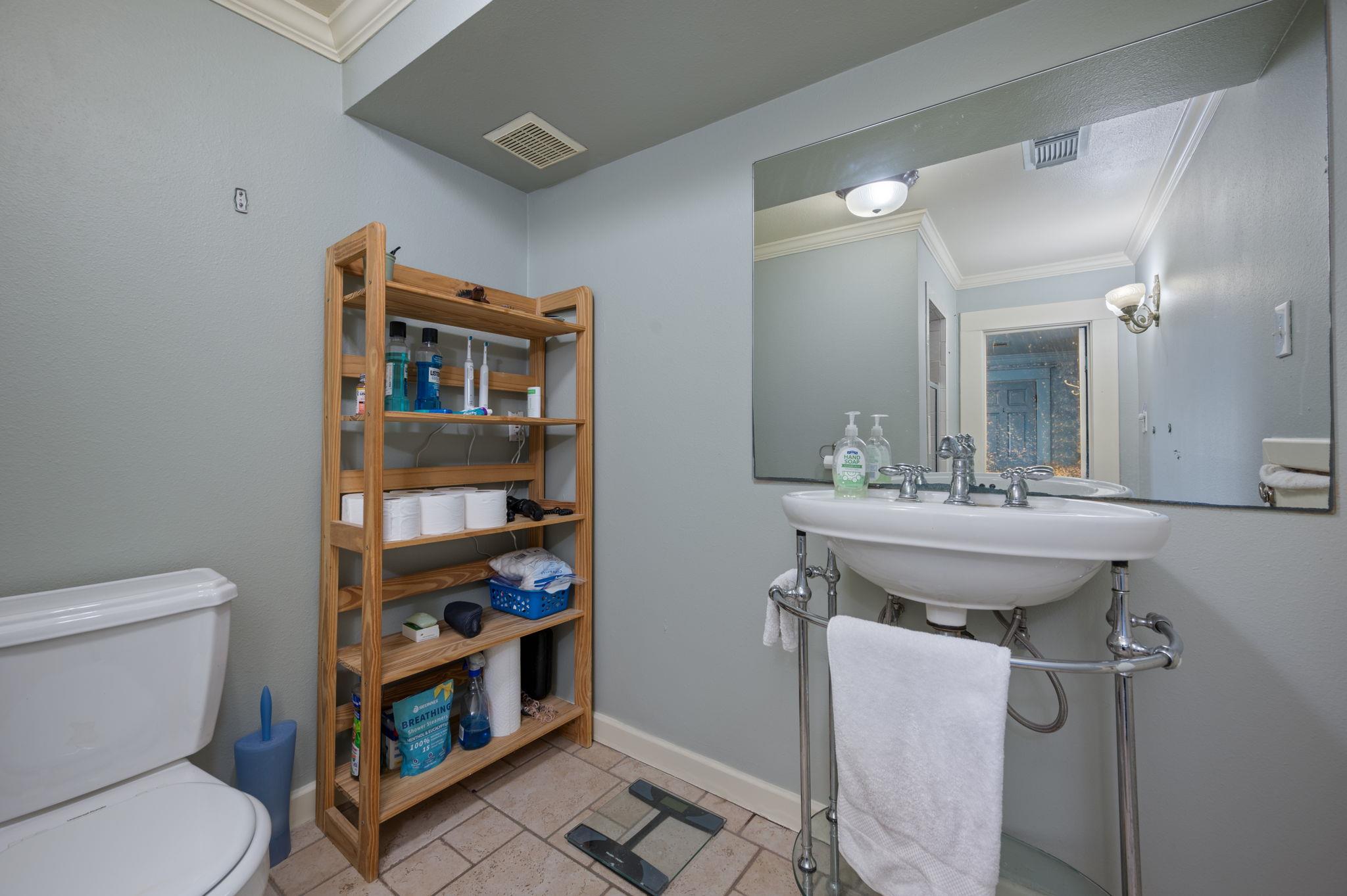 904 S 5th St, Temple, TX 76504