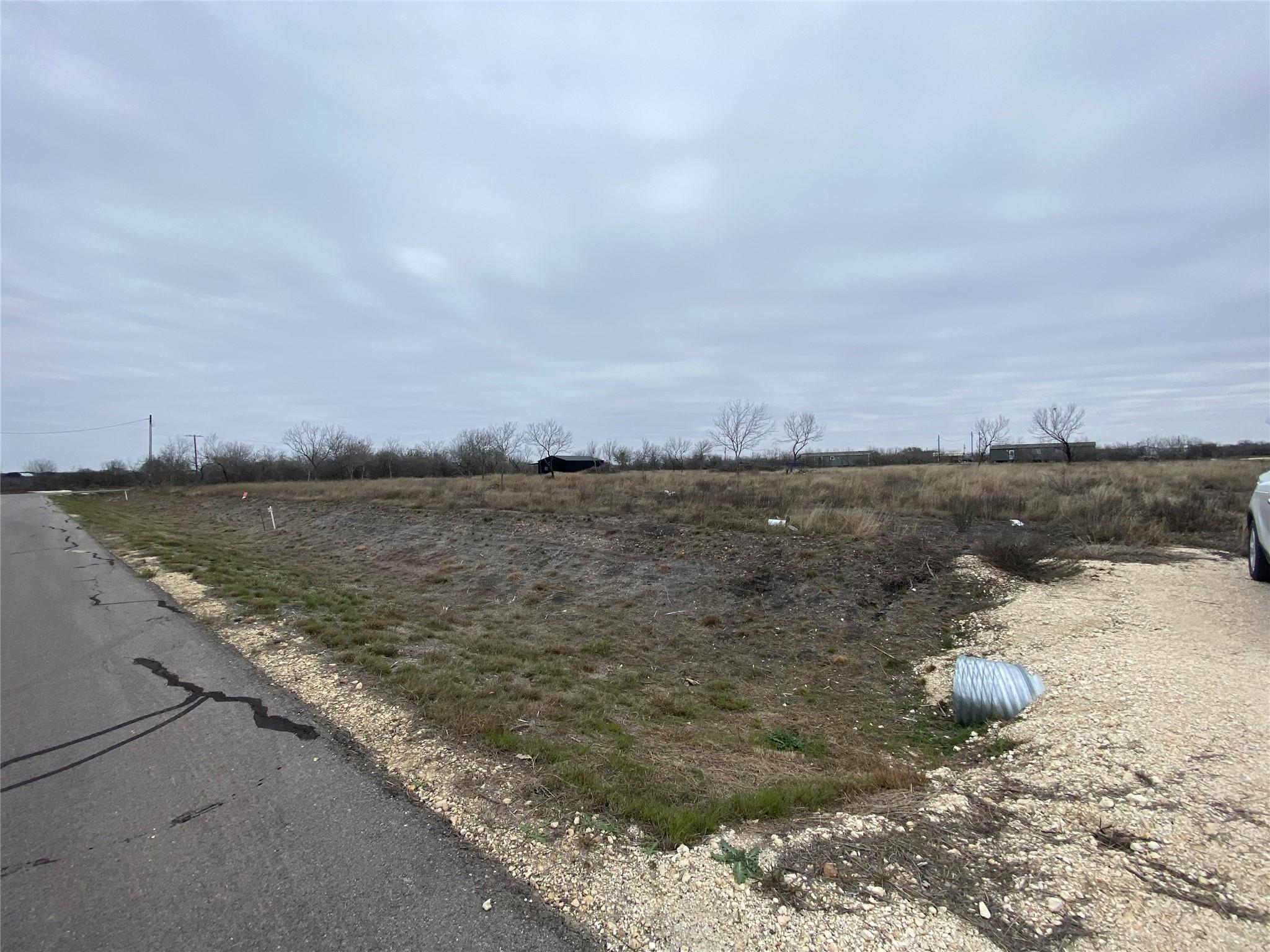 344 Lobo Loop, Hondo, TX 78861