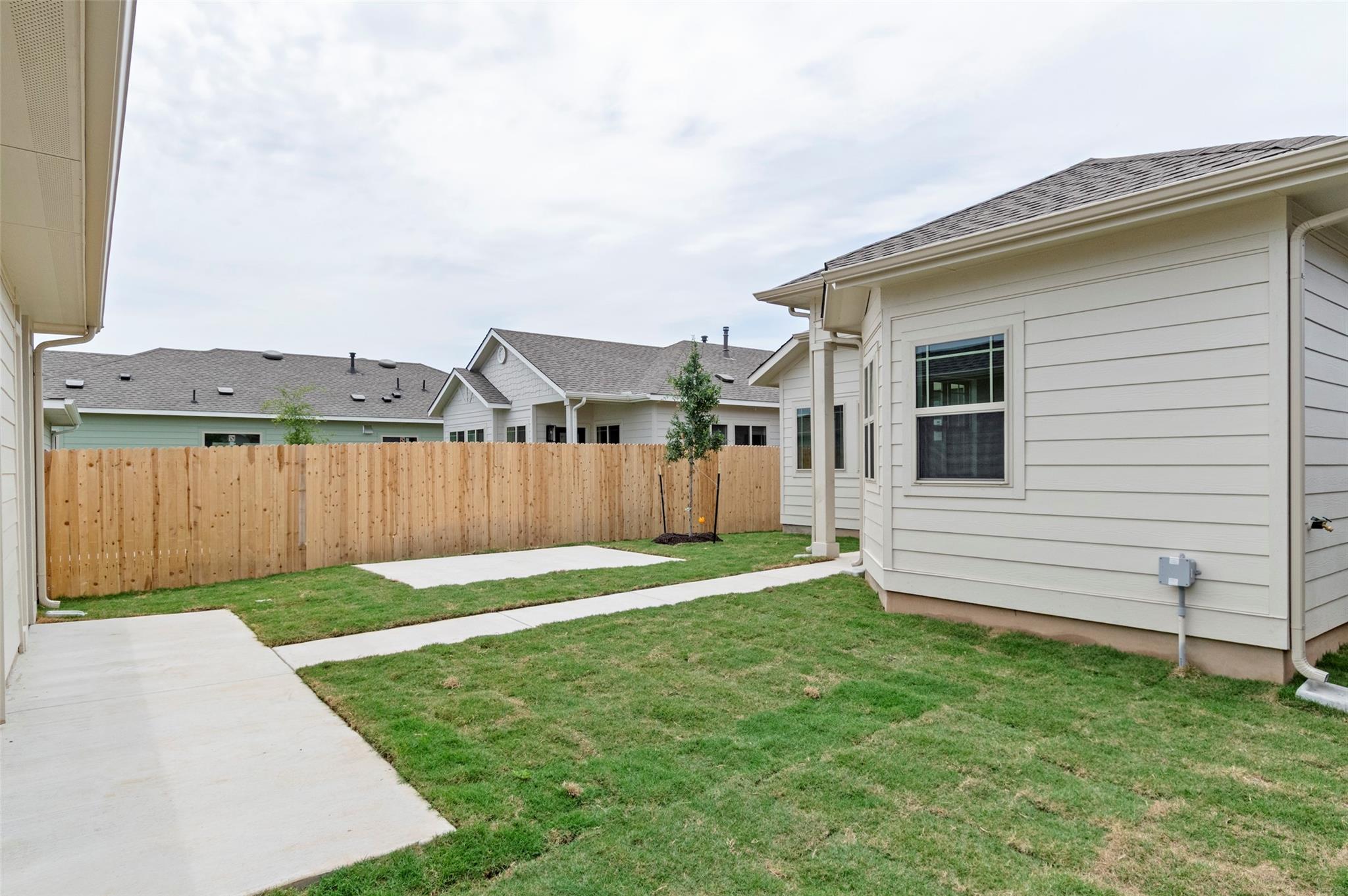 359 Witchhazel Way, San Marcos, TX 78666