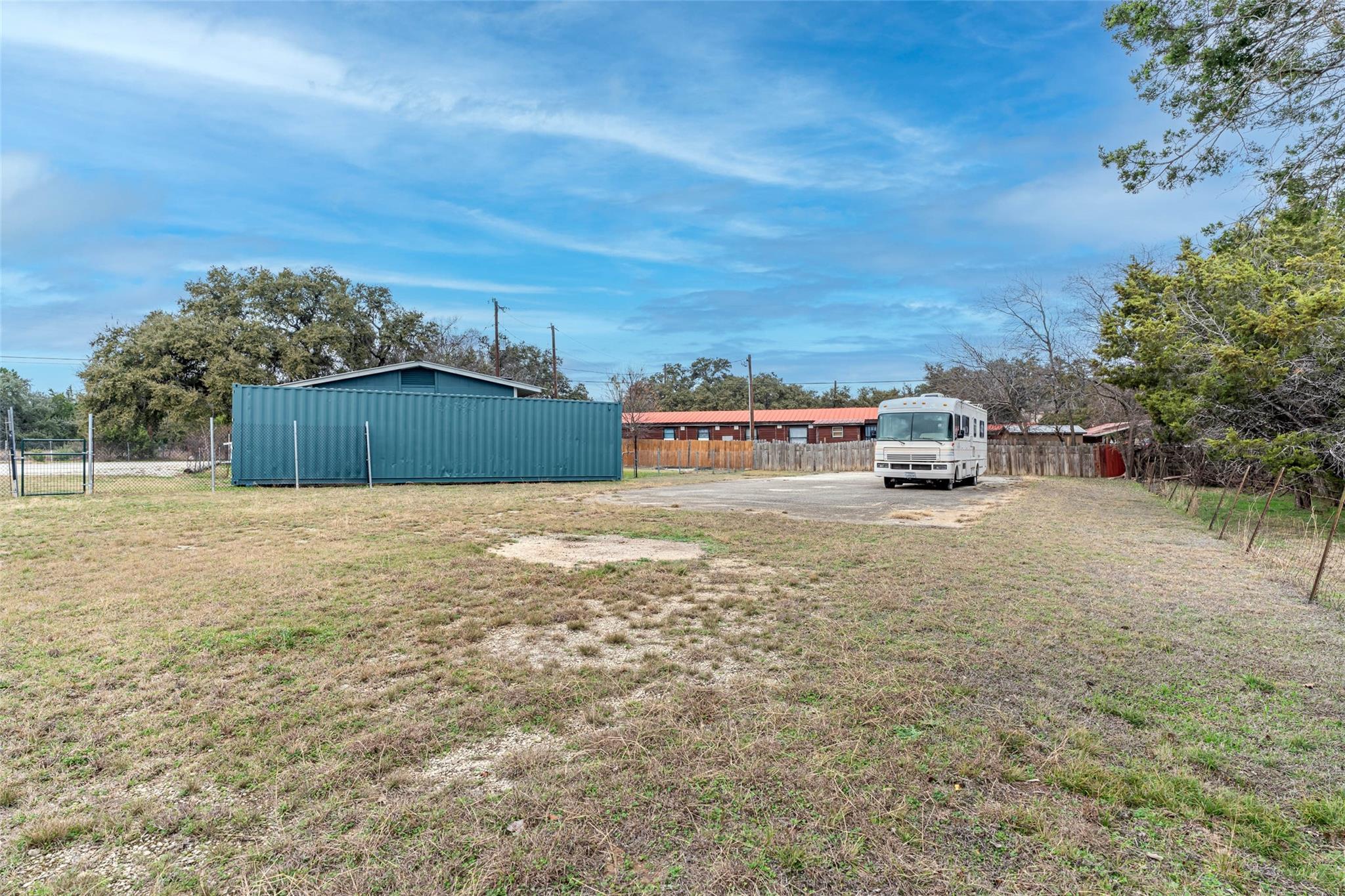 141 Wildwood Ln, Canyon Lake, TX 78133