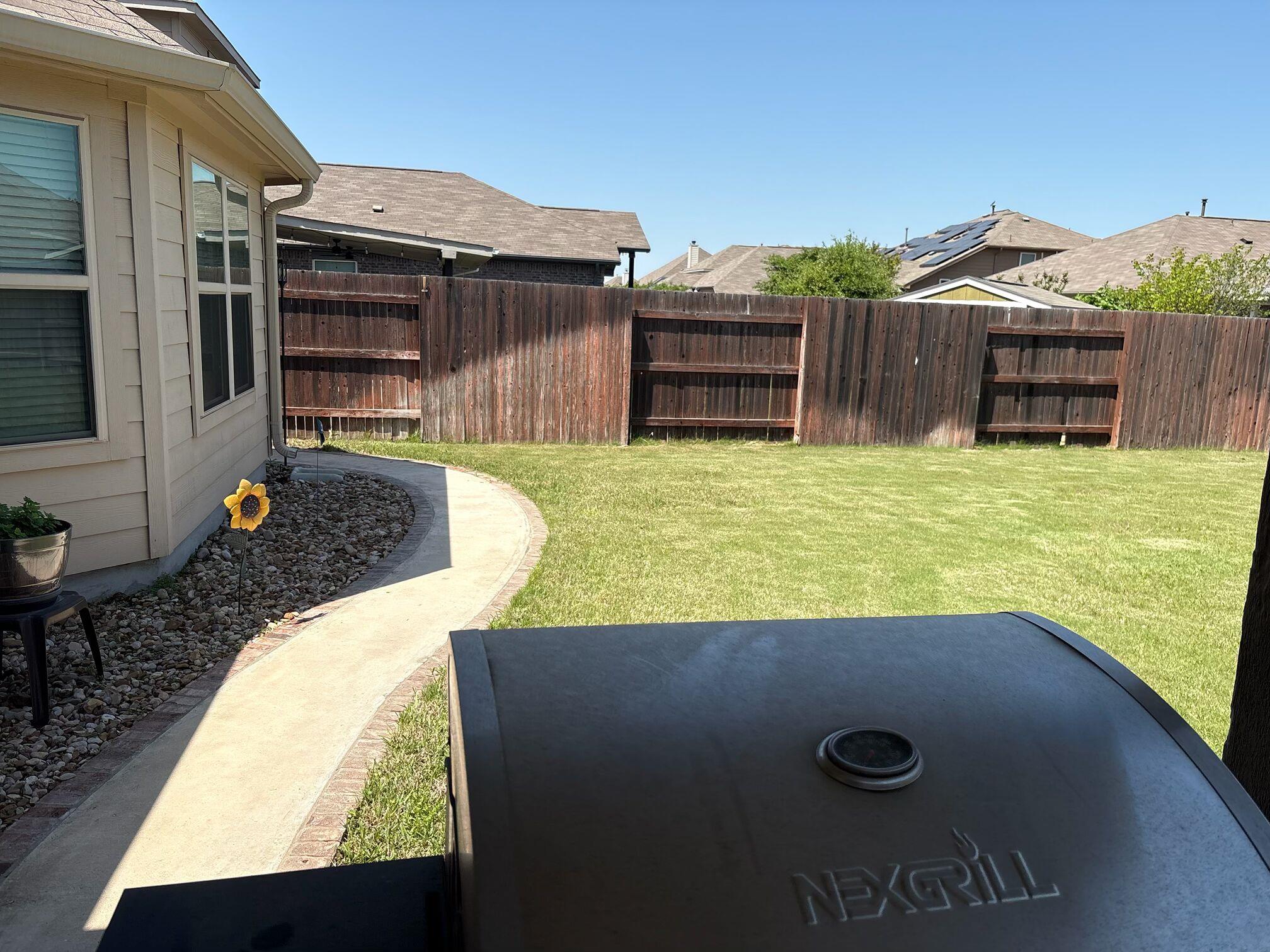 221 Joseph Dr, Buda, TX 78610