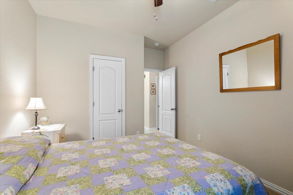 221 Joseph Dr, Buda, TX 78610