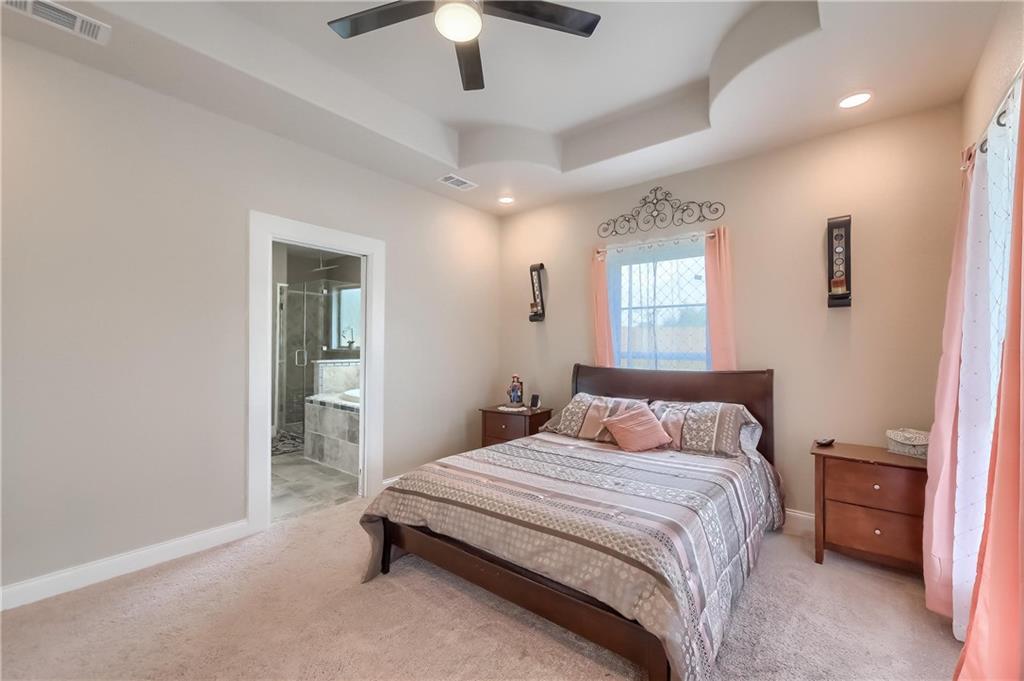283 La Fortuna Dr, Del Valle, TX 78617
