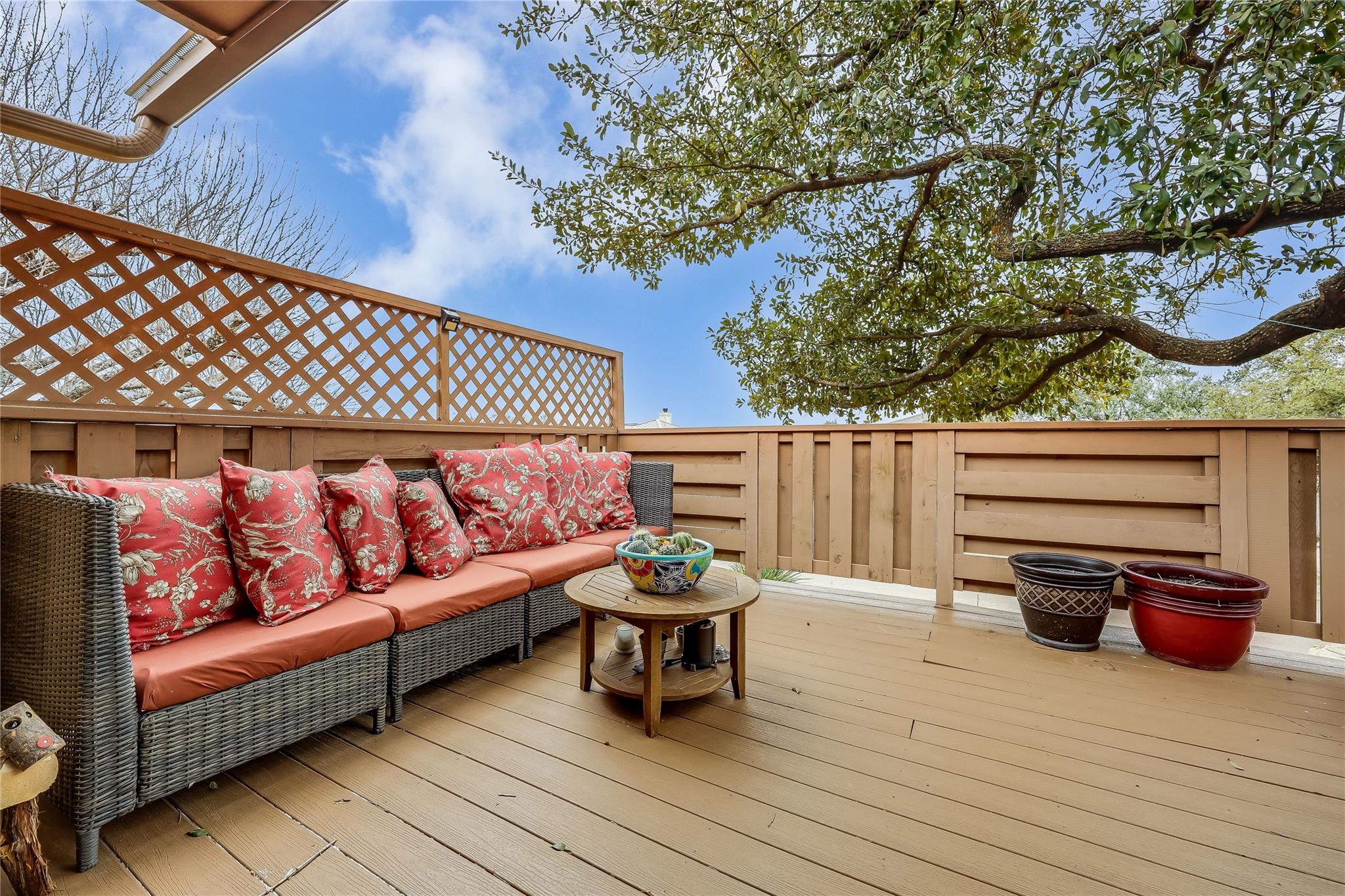 55 Oaks Pl, Lago Vista, TX 78645