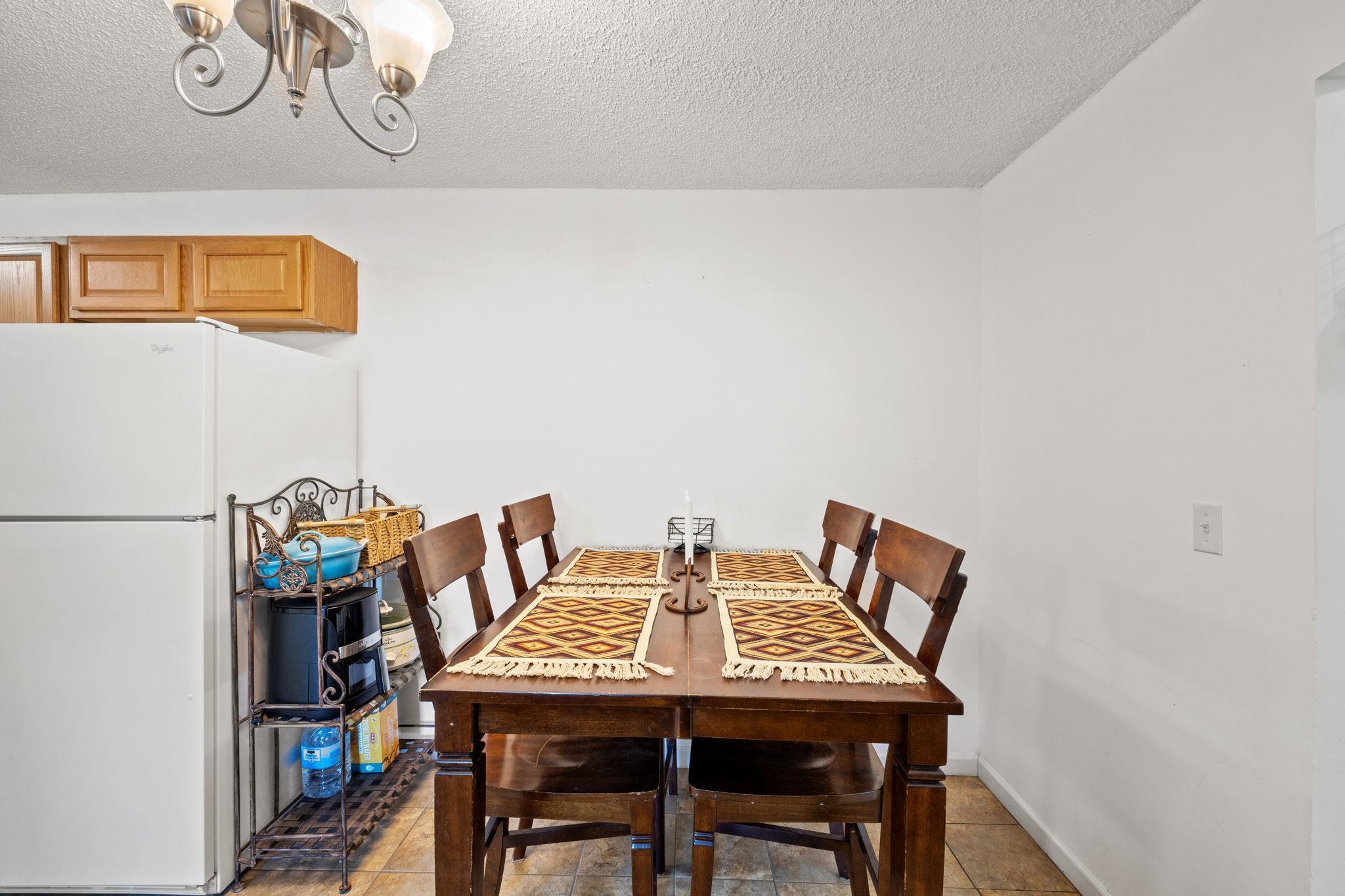 322 Oakwood Loop, San Marcos, TX 78666
