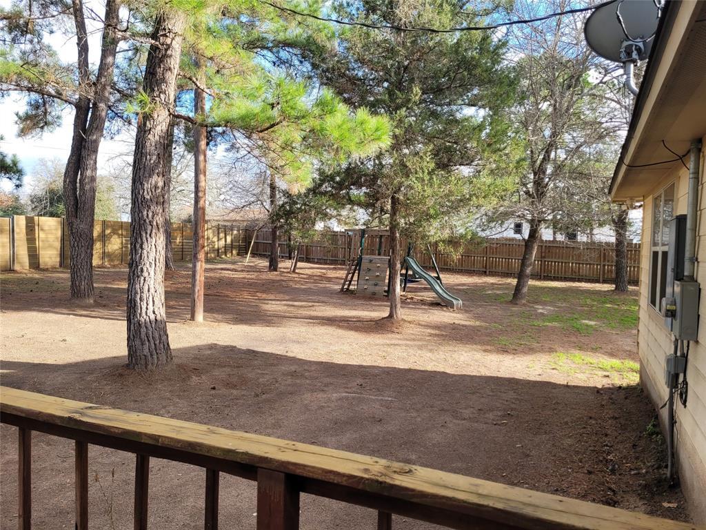 107 Rangeland Rd, Bastrop, TX 78602