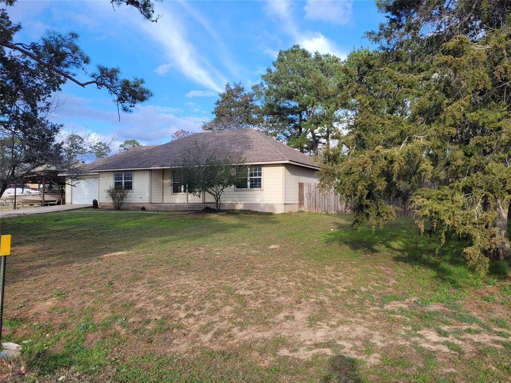 107 Rangeland Rd, Bastrop, TX 78602