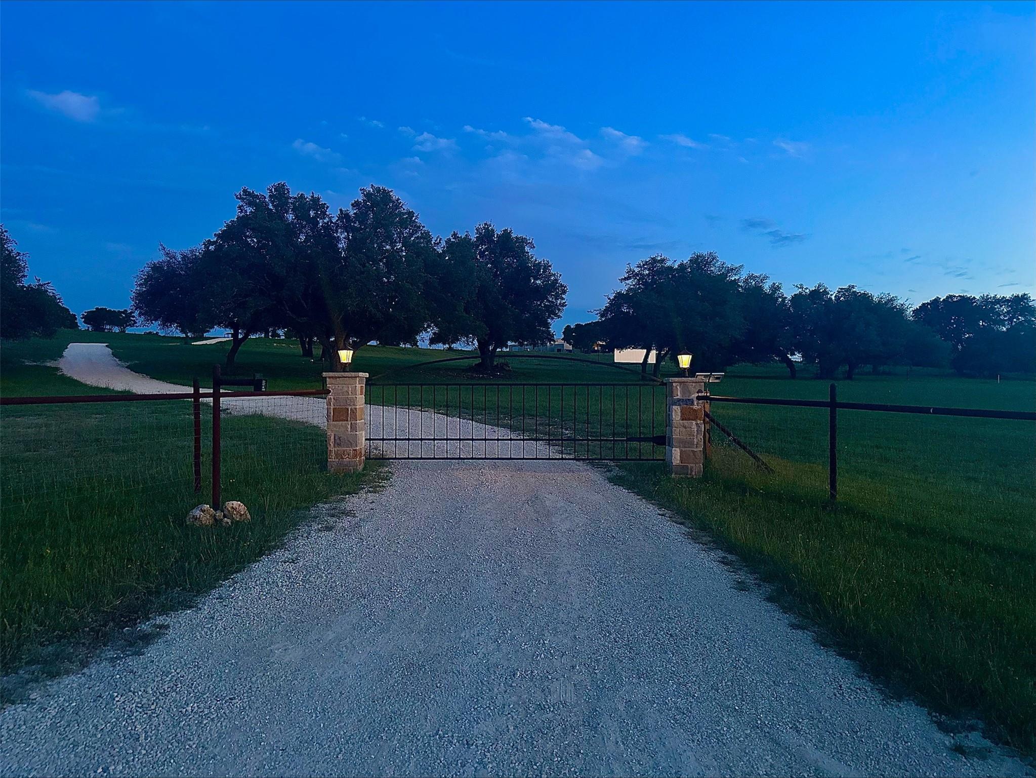 7993 W Fm 487, Florence, TX 76527