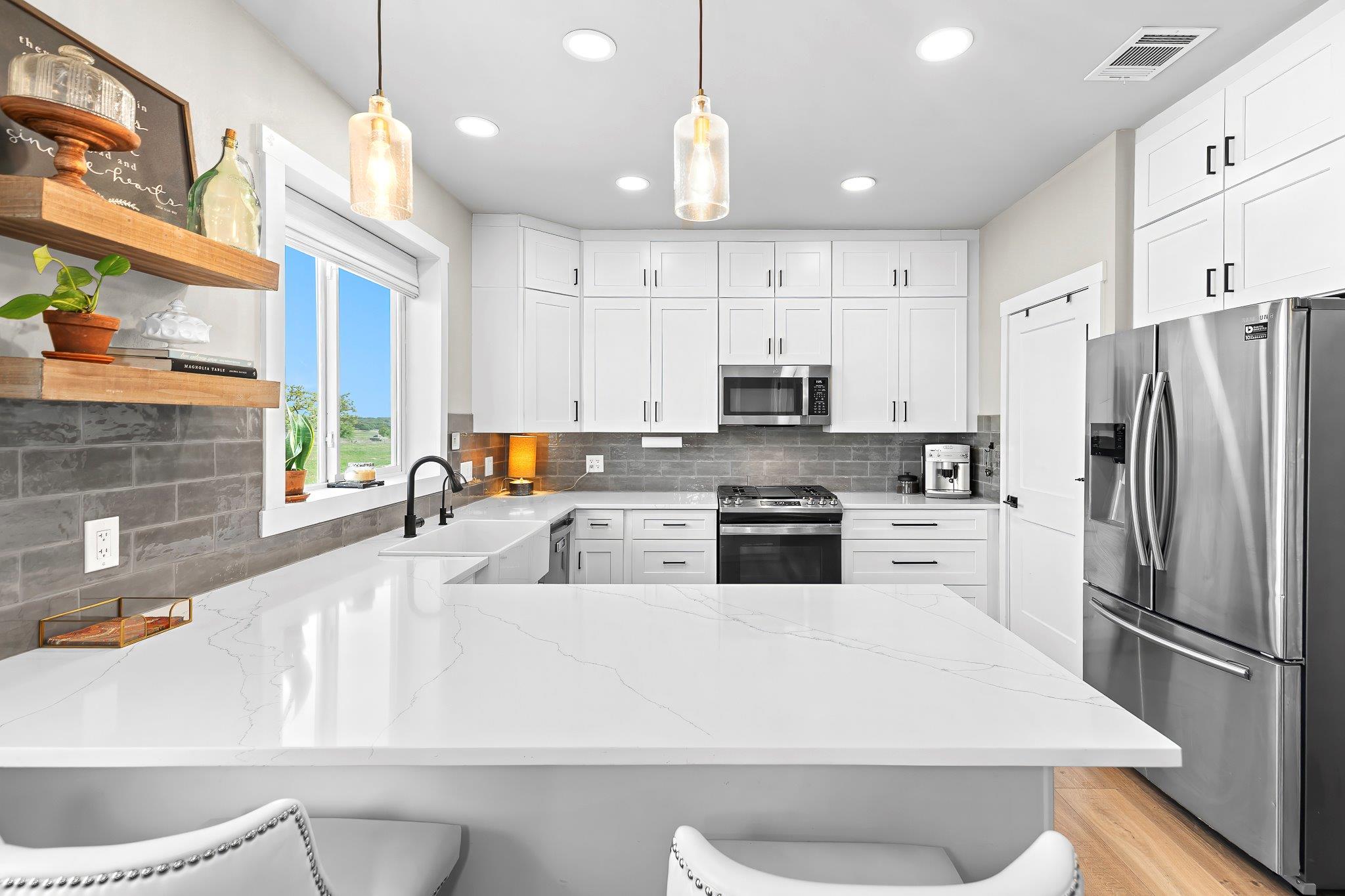 7993 W Fm 487, Florence, TX 76527