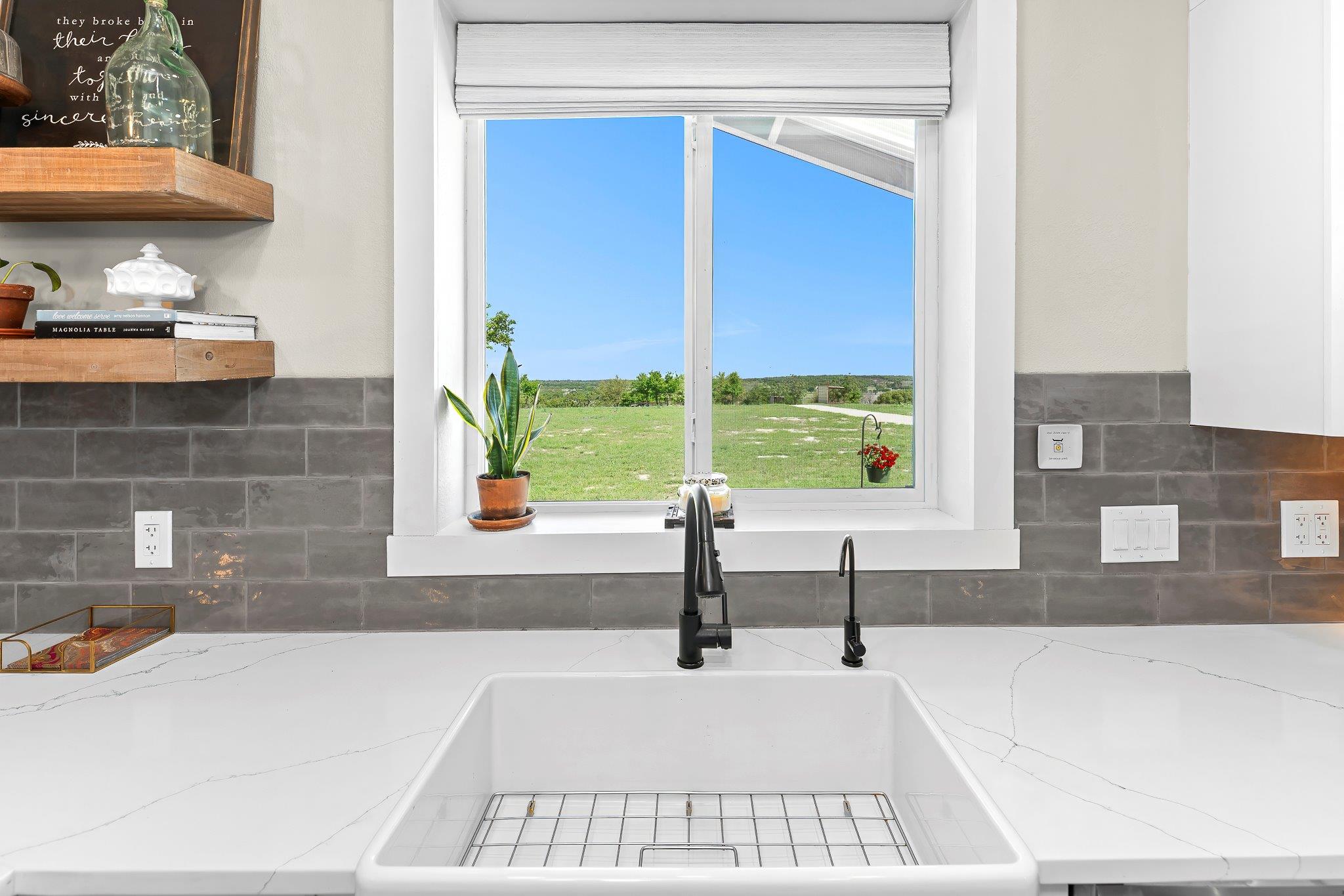 7993 W Fm 487, Florence, TX 76527