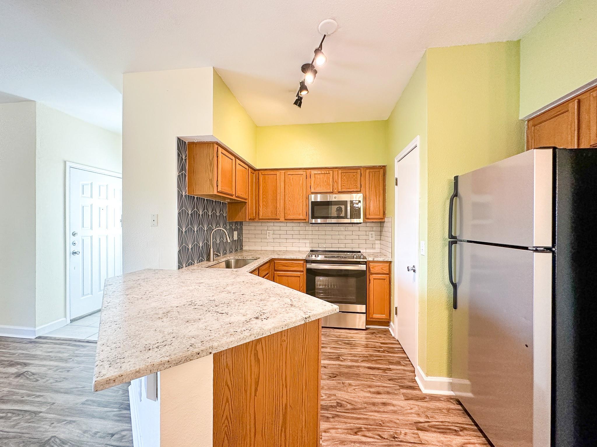 2450 Wickersham Ln # 107, Austin, TX 78741