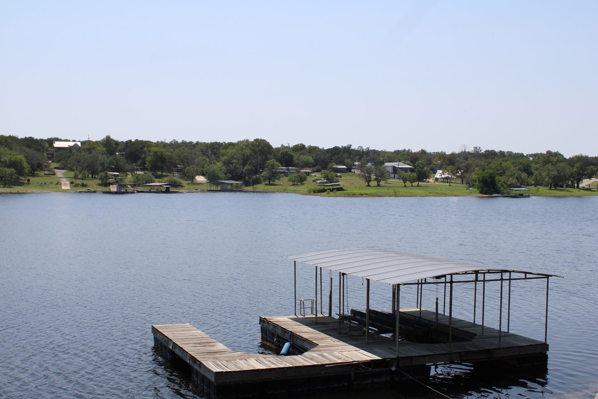 25421 Pedernales Point Dr, Spicewood, TX 78669