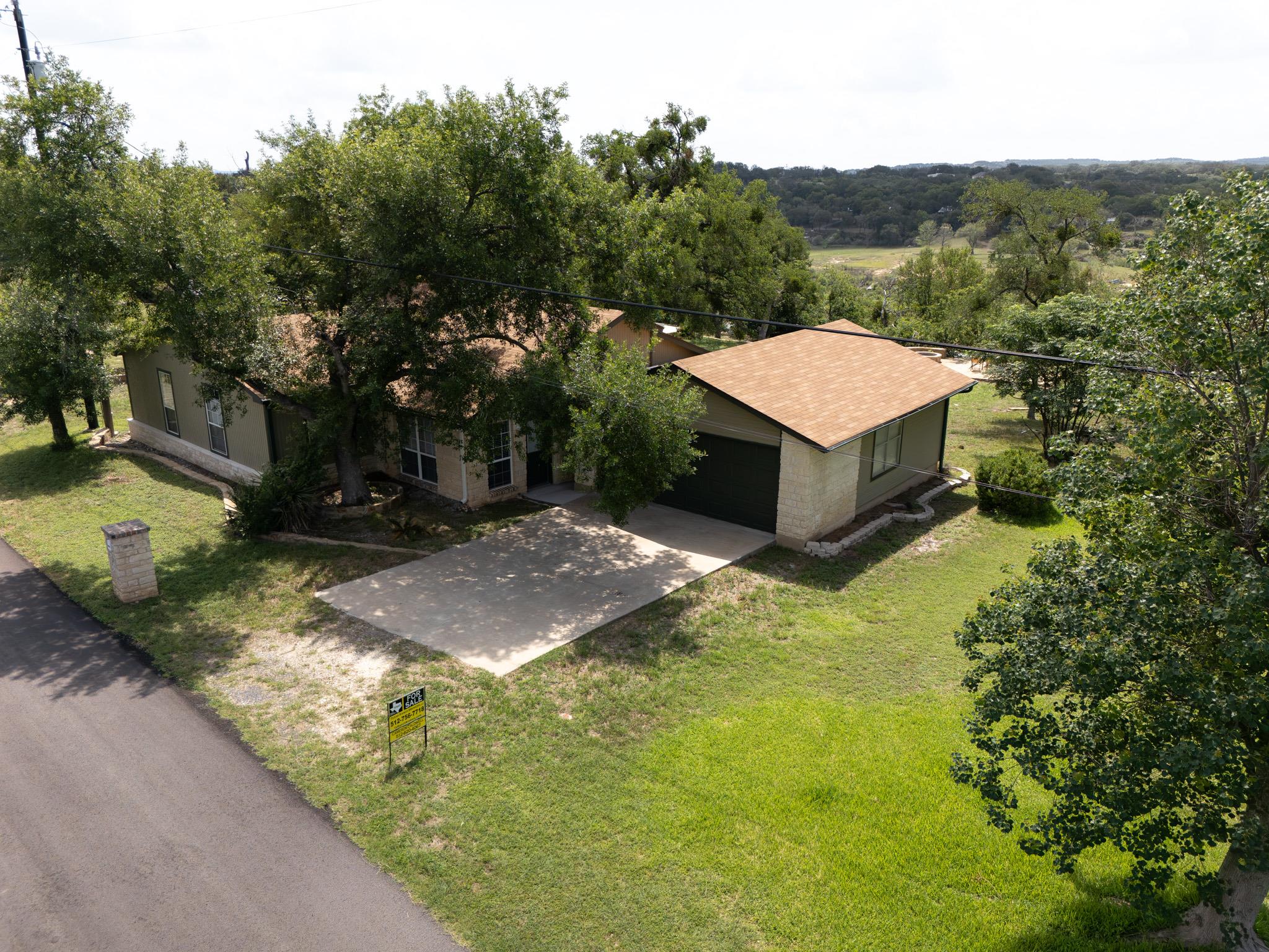 25421 Pedernales Point Dr, Spicewood, TX 78669