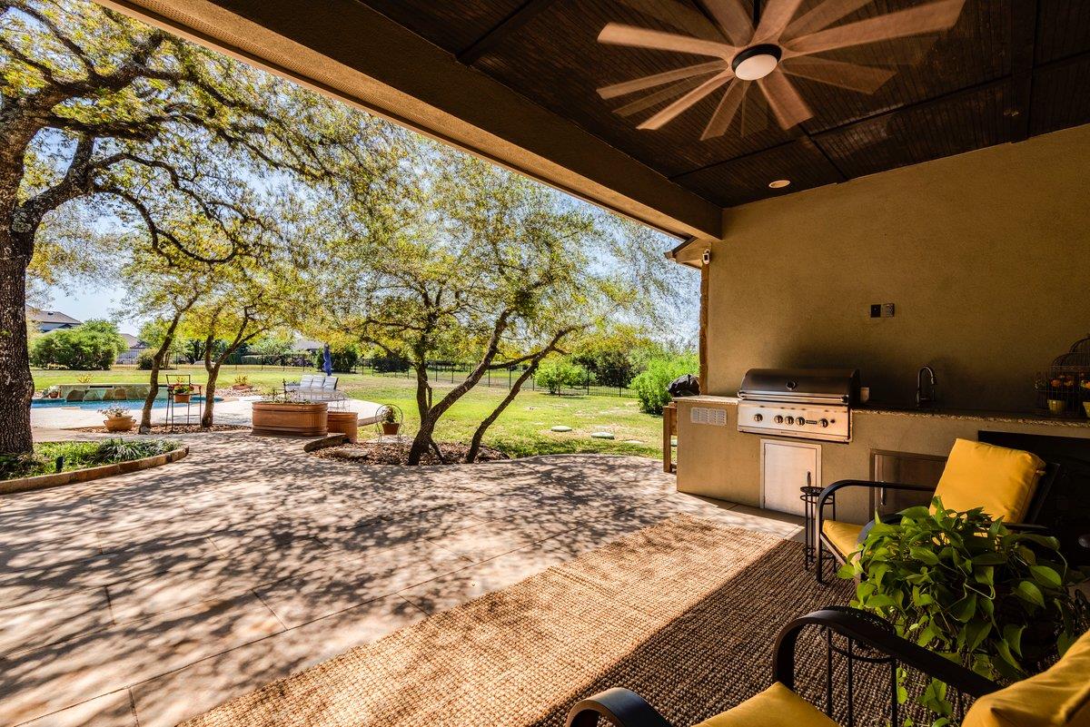 208 Dream Catcher Dr, Leander, TX 78641