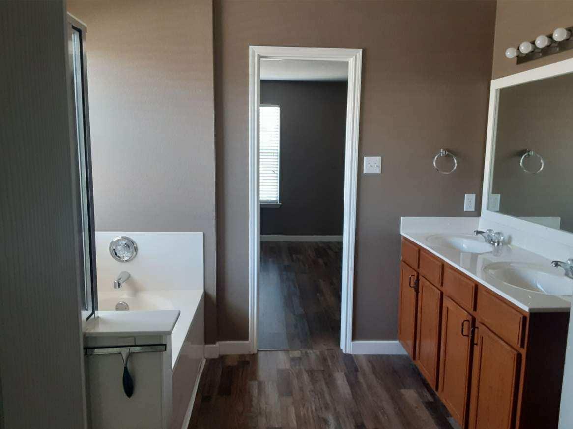 18354 Basket Flower Bnd, Elgin, TX 78621