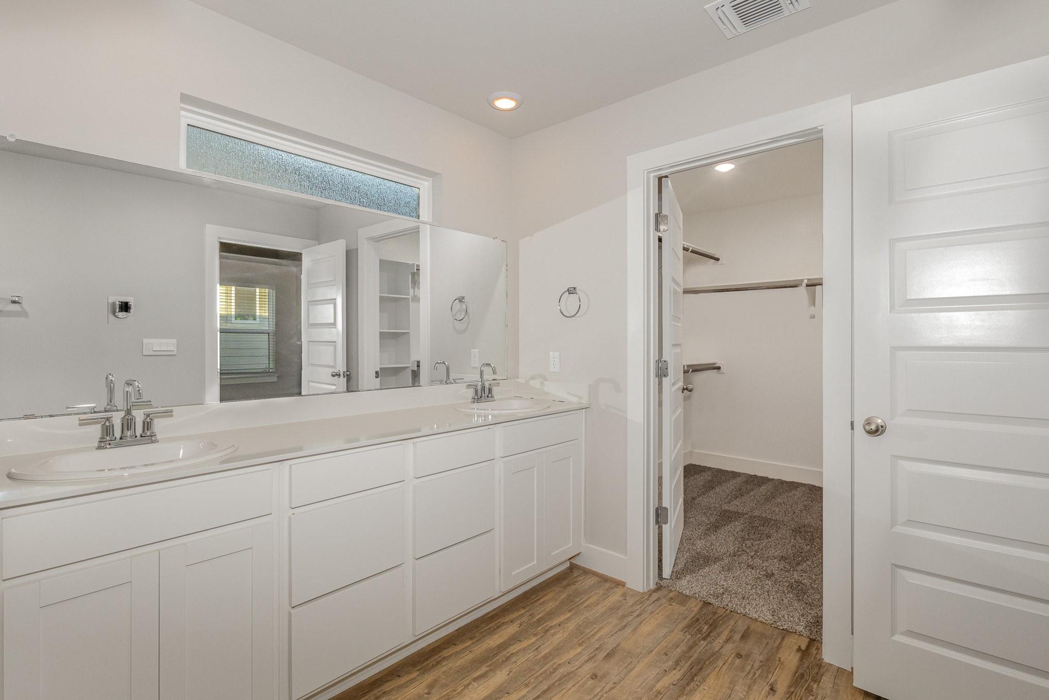 7106 Silver Star Ln # 70, Austin, TX 78744