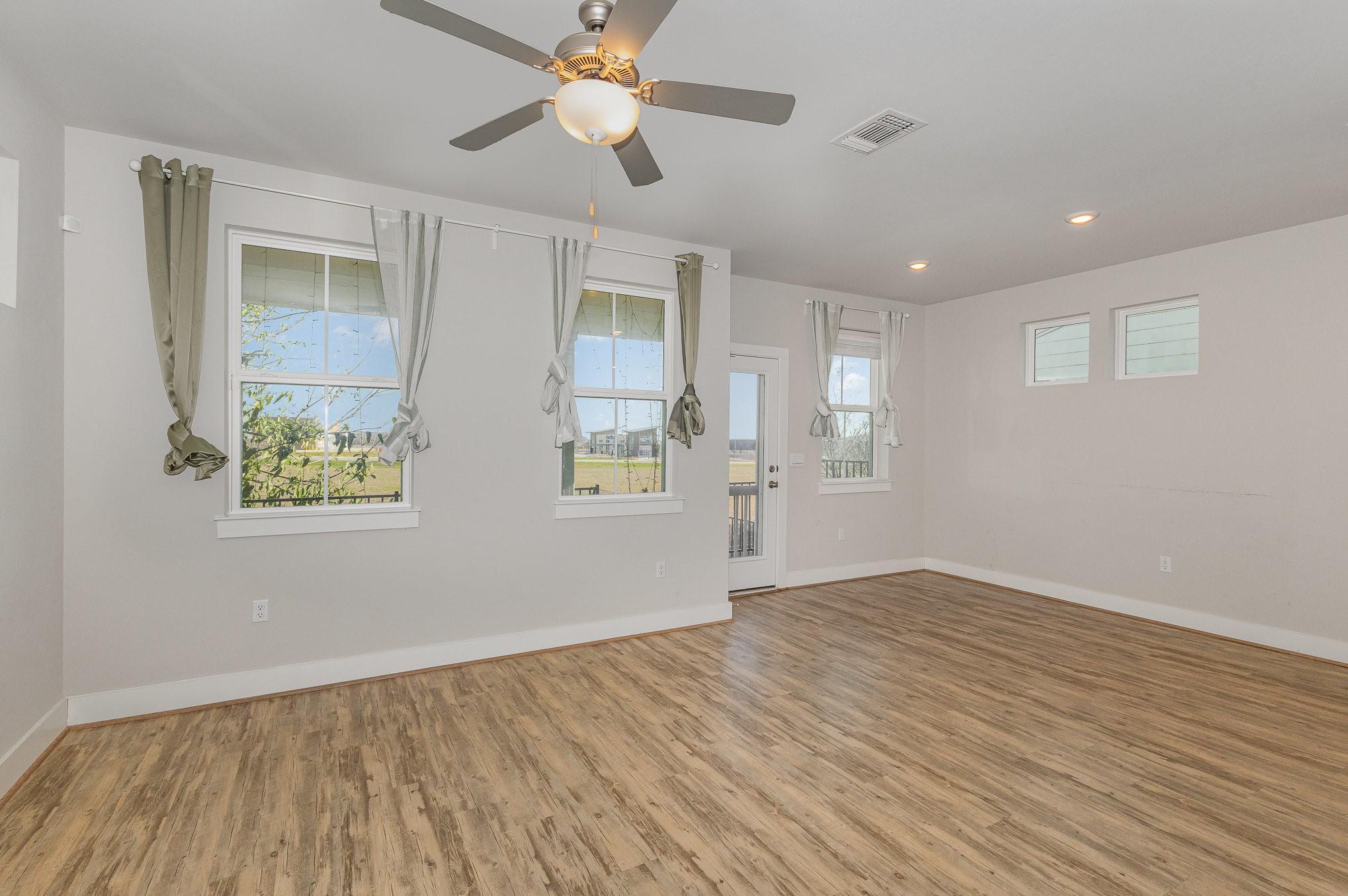 7106 Silver Star Ln # 70, Austin, TX 78744