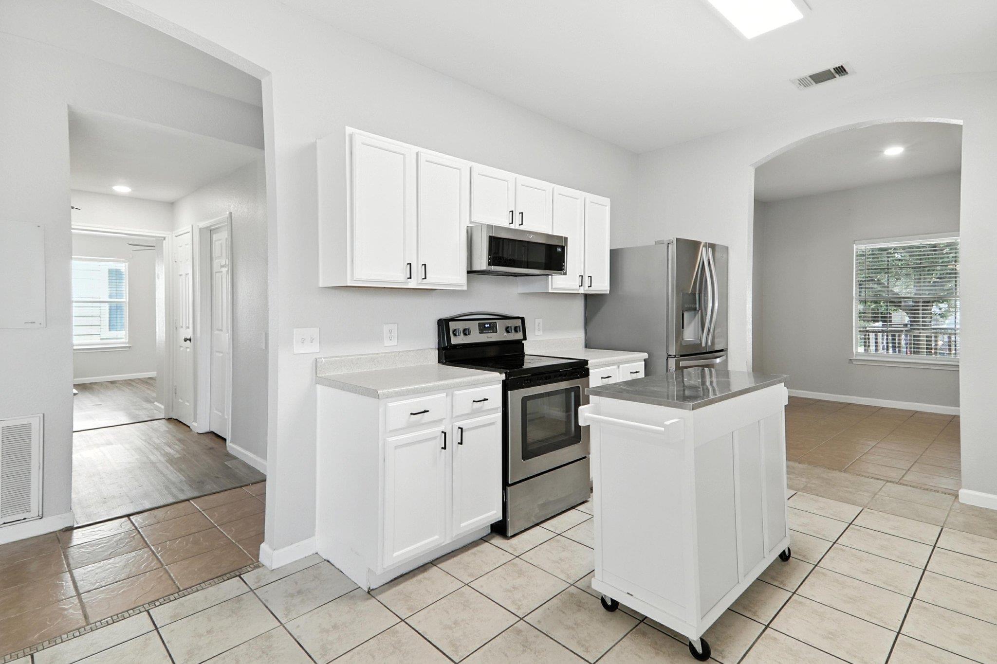 12613 Paloma Blanca Way, Del Valle, TX 78617