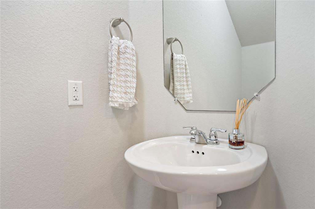 1400 Little Elm Trl # 1404, Cedar Park, TX 78613