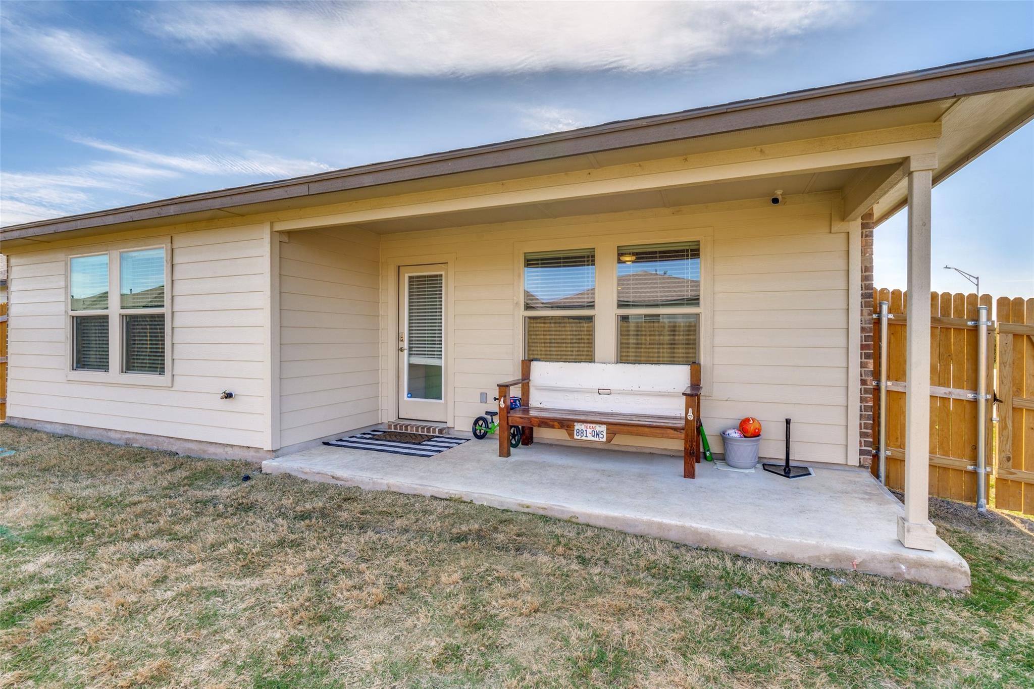 101 Halford Rd, Georgetown, TX 78633