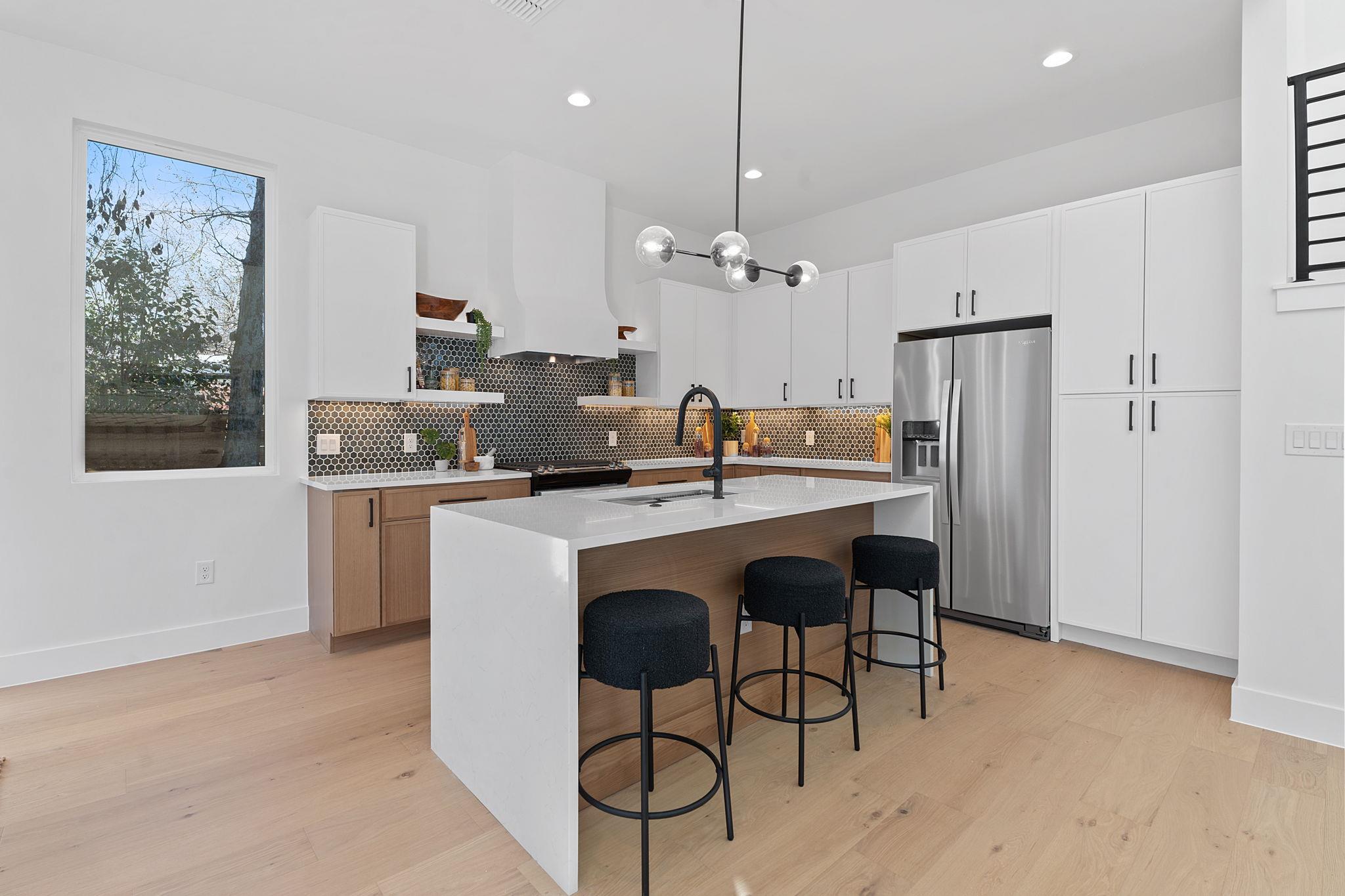 4402 Garnett St # 1, Austin, TX 78745