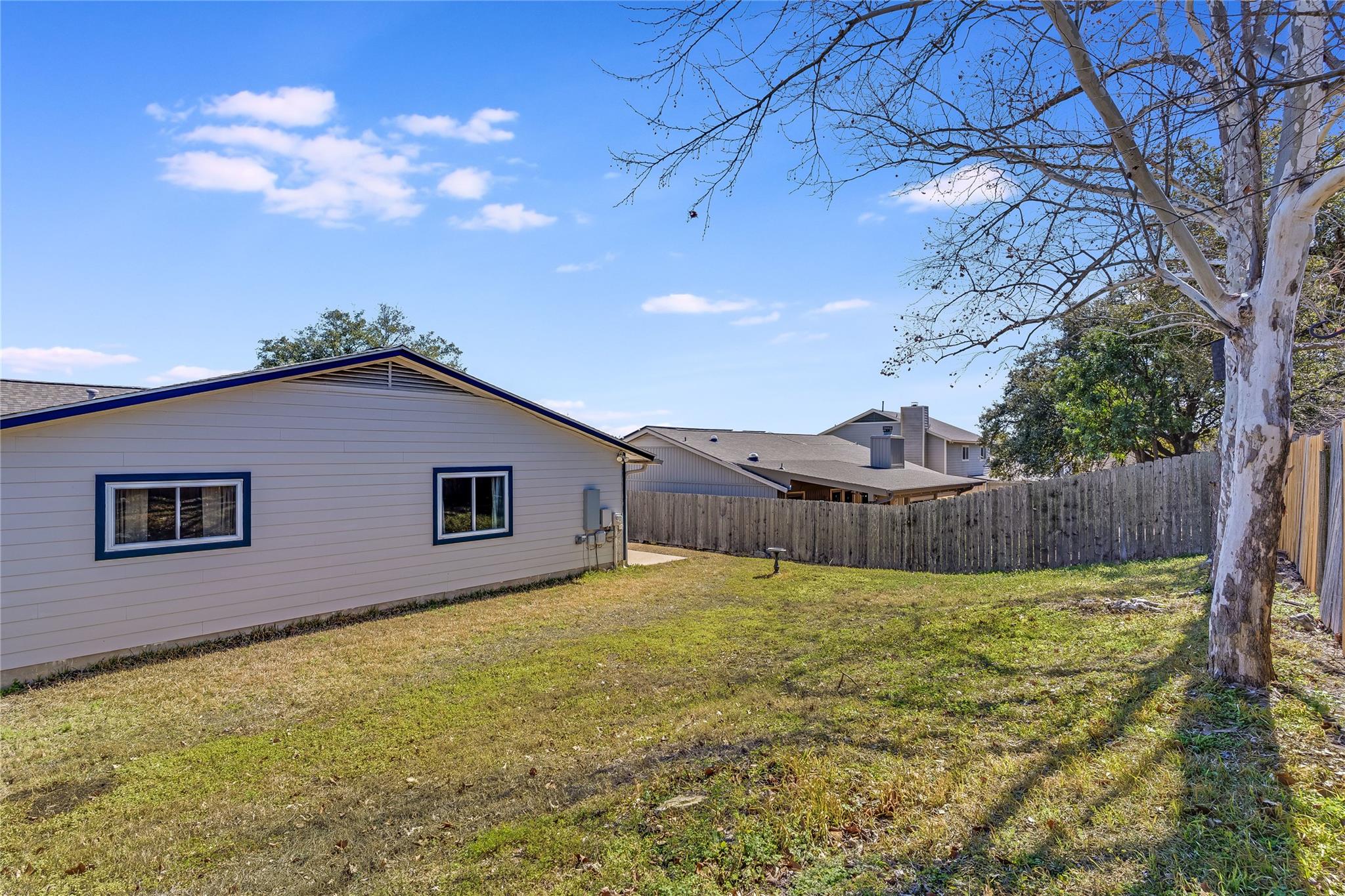 7604 Chelmsford Dr, Austin, TX 78736