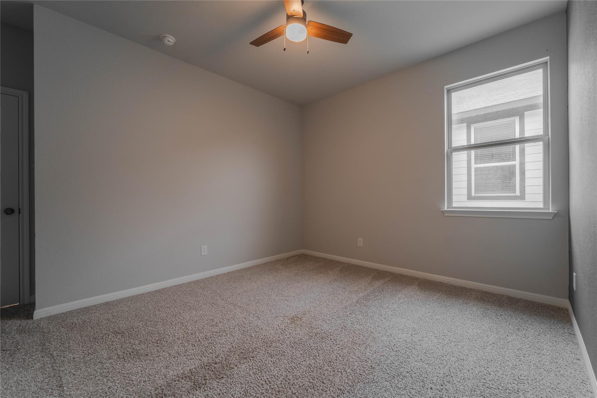 253 El Dorado Rd, Jarrell, TX 76537