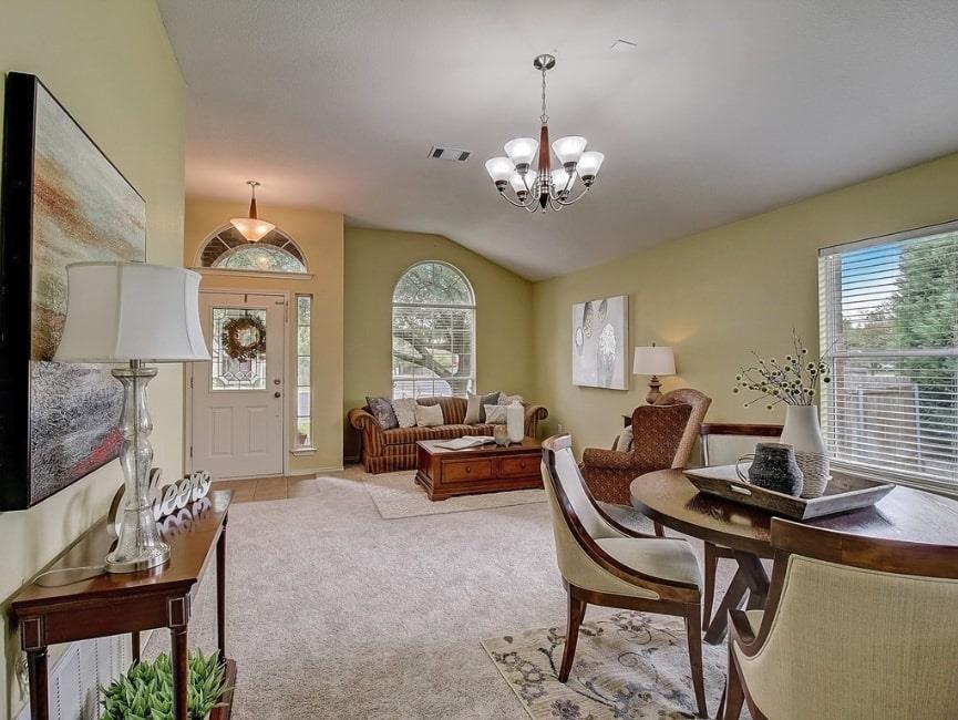 8140 Osborne Dr, Austin, TX 78729
