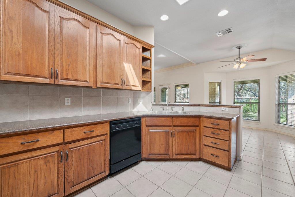 183 Augusta Dr, Wimberley, TX 78676