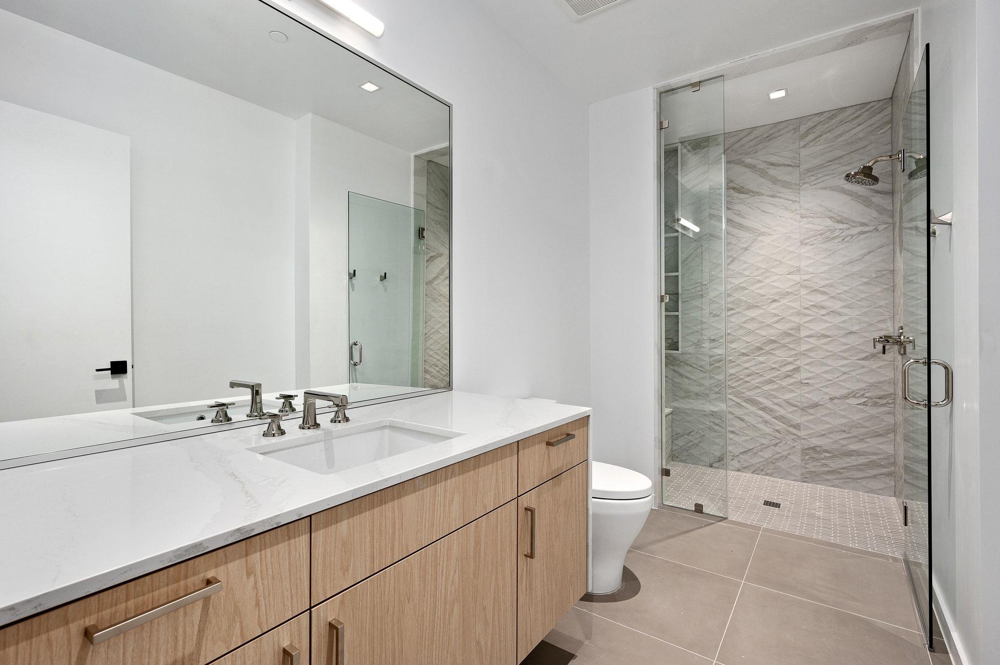 1006 Baylor St # 201, Austin, TX 78703