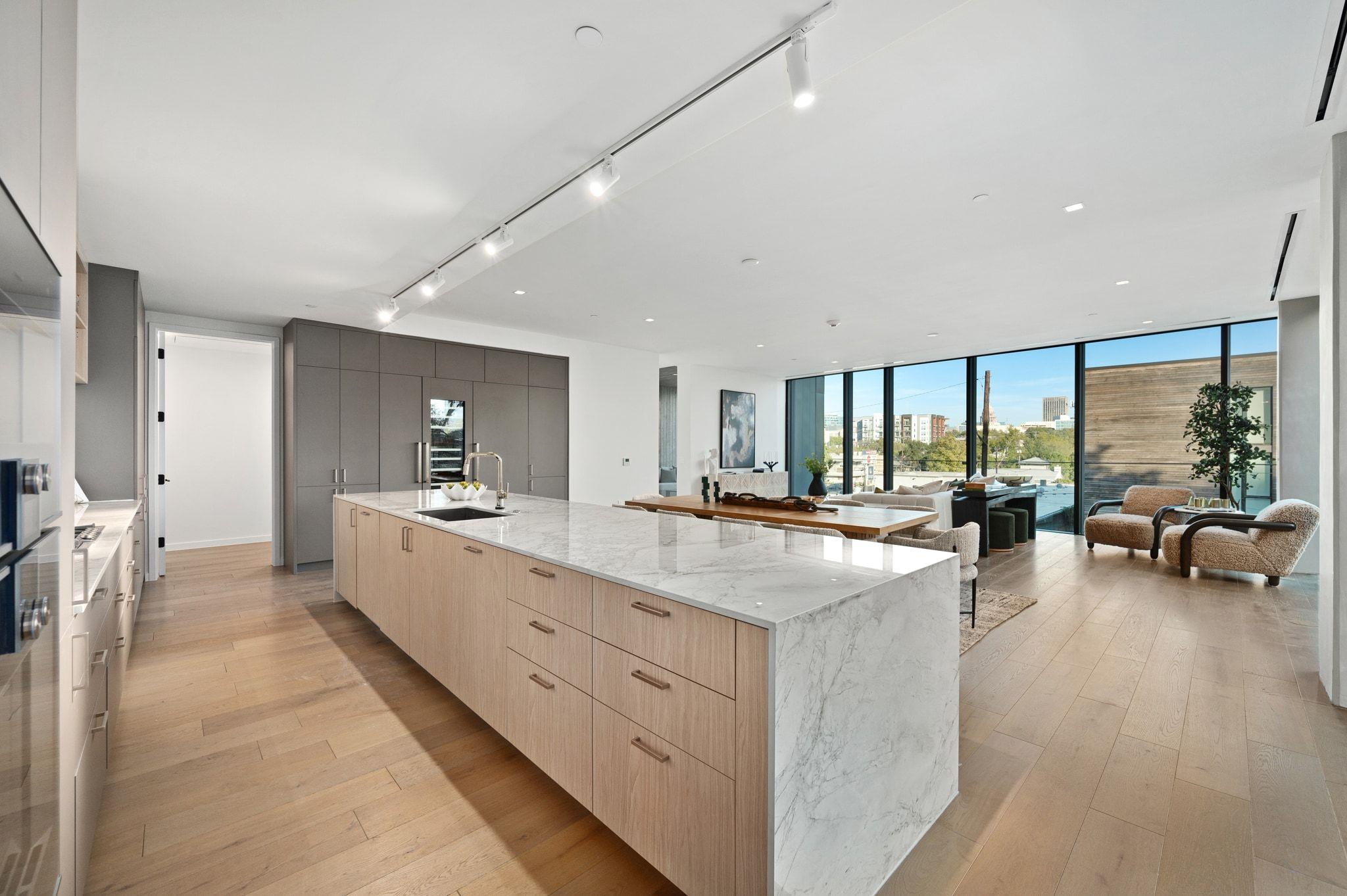 1006 Baylor St # 201, Austin, TX 78703