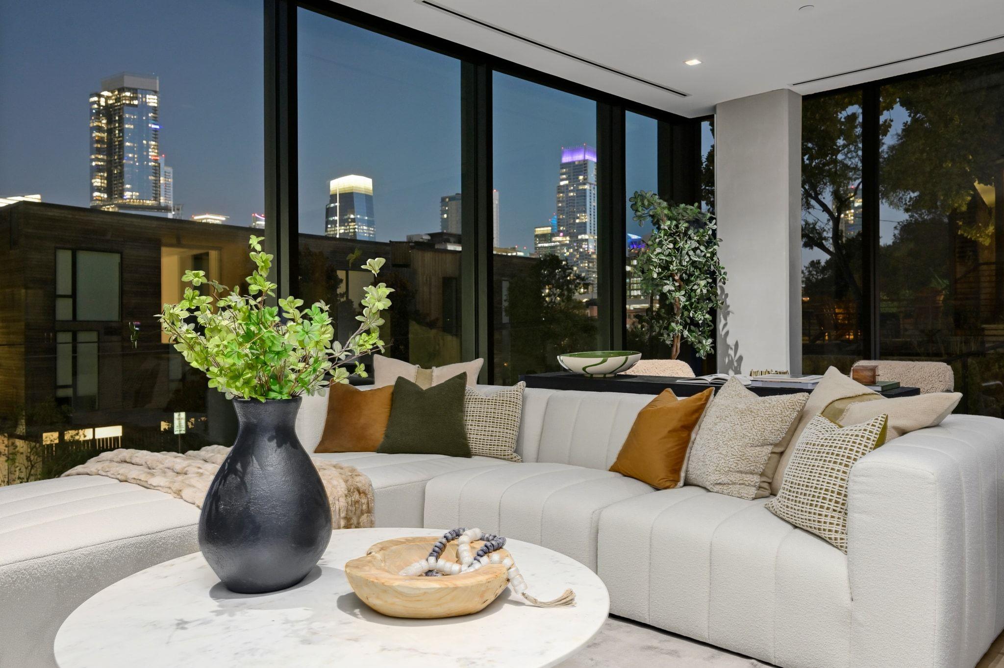 1006 Baylor St # 201, Austin, TX 78703