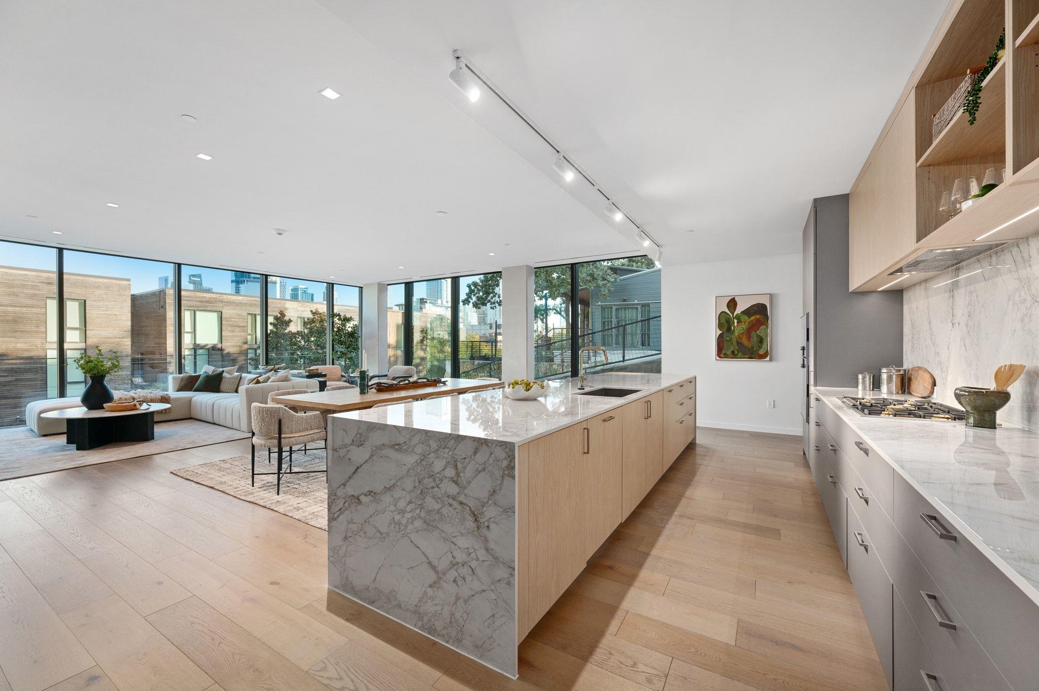 1006 Baylor St # 201, Austin, TX 78703