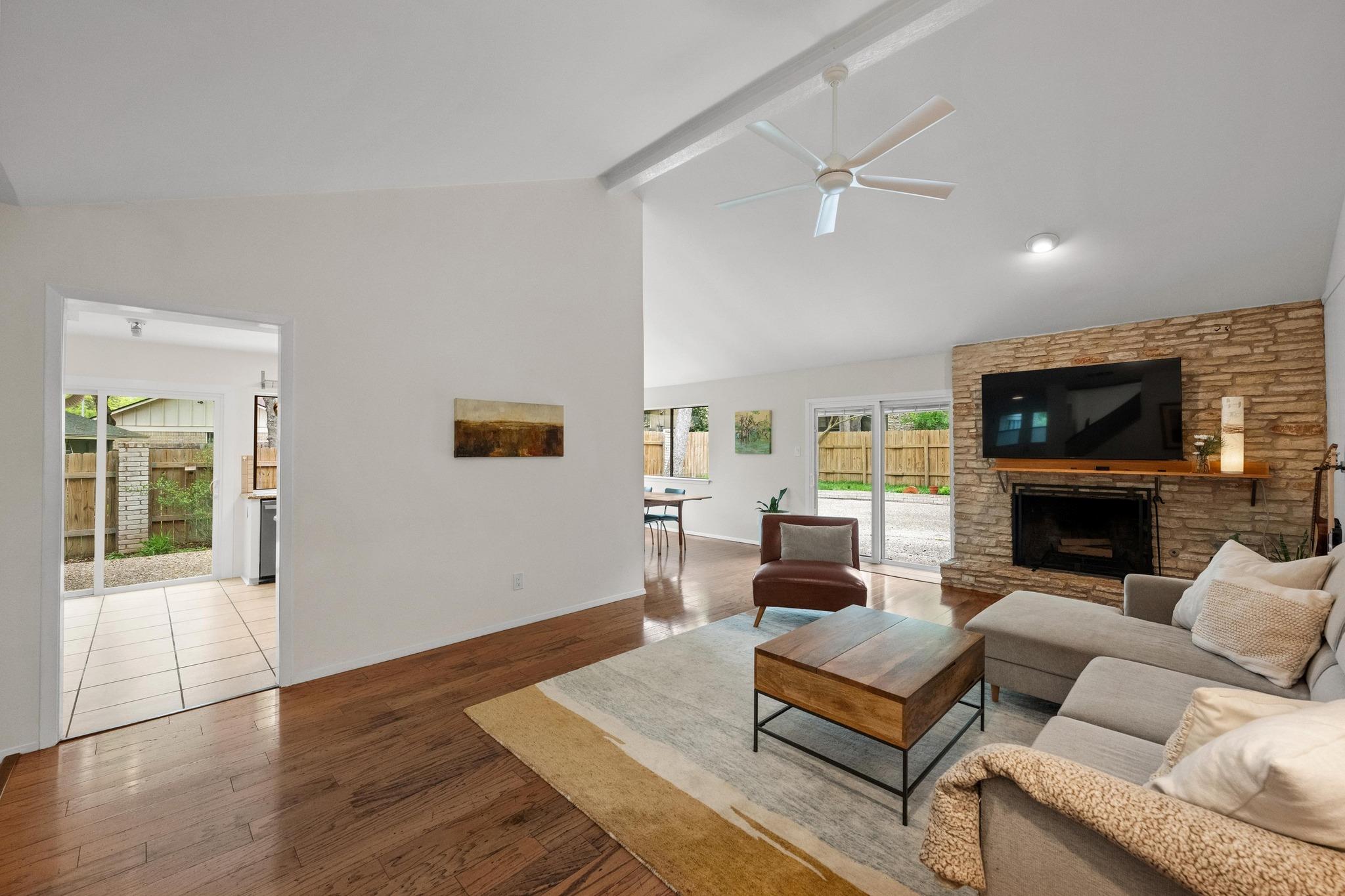 2604 Campden Dr, Austin, TX 78745