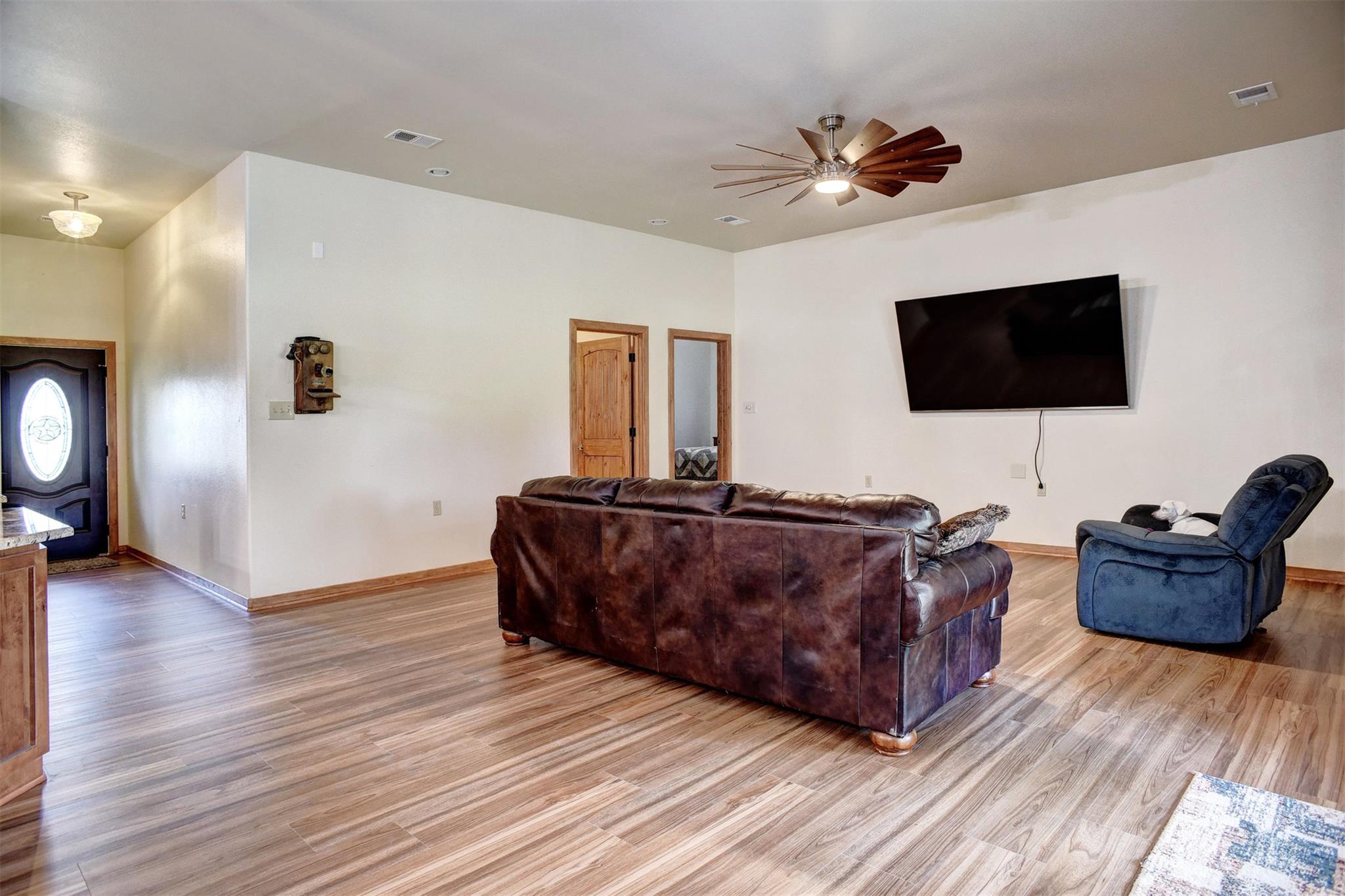 120 Lariat Ct, Bastrop, TX 78602