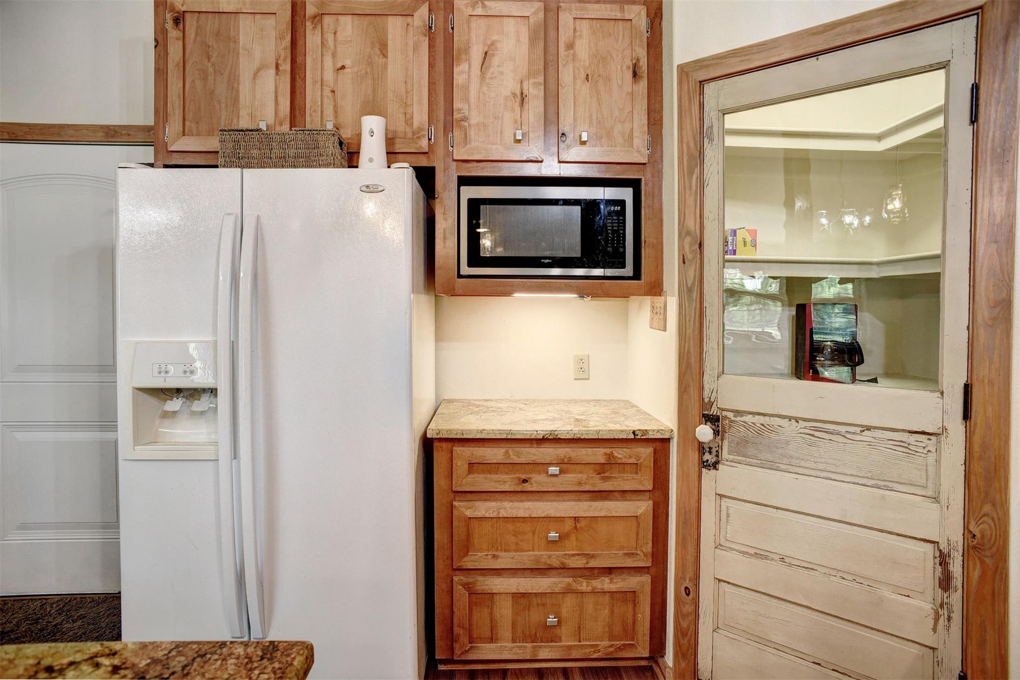 120 Lariat Ct, Bastrop, TX 78602