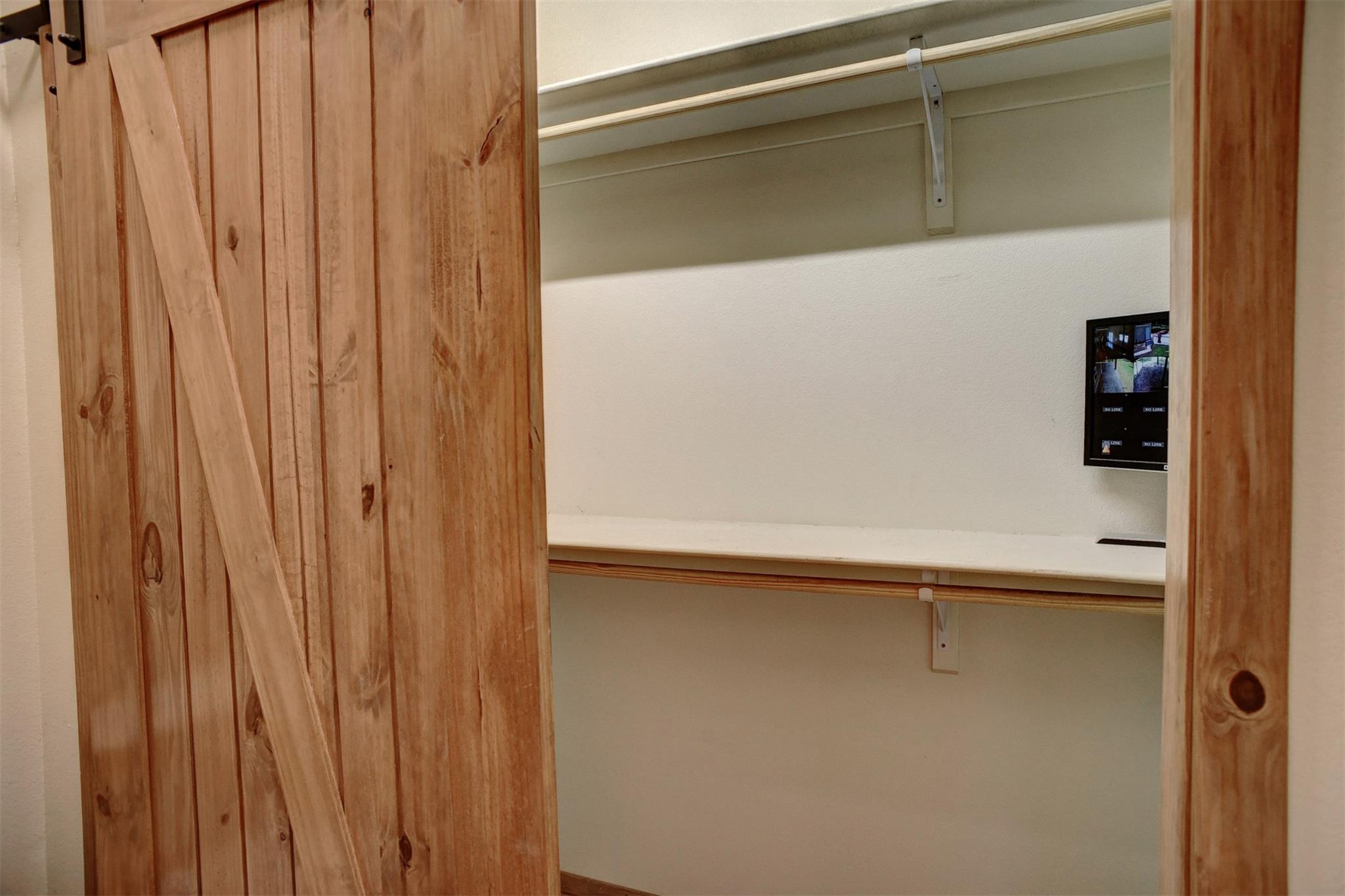 120 Lariat Ct, Bastrop, TX 78602