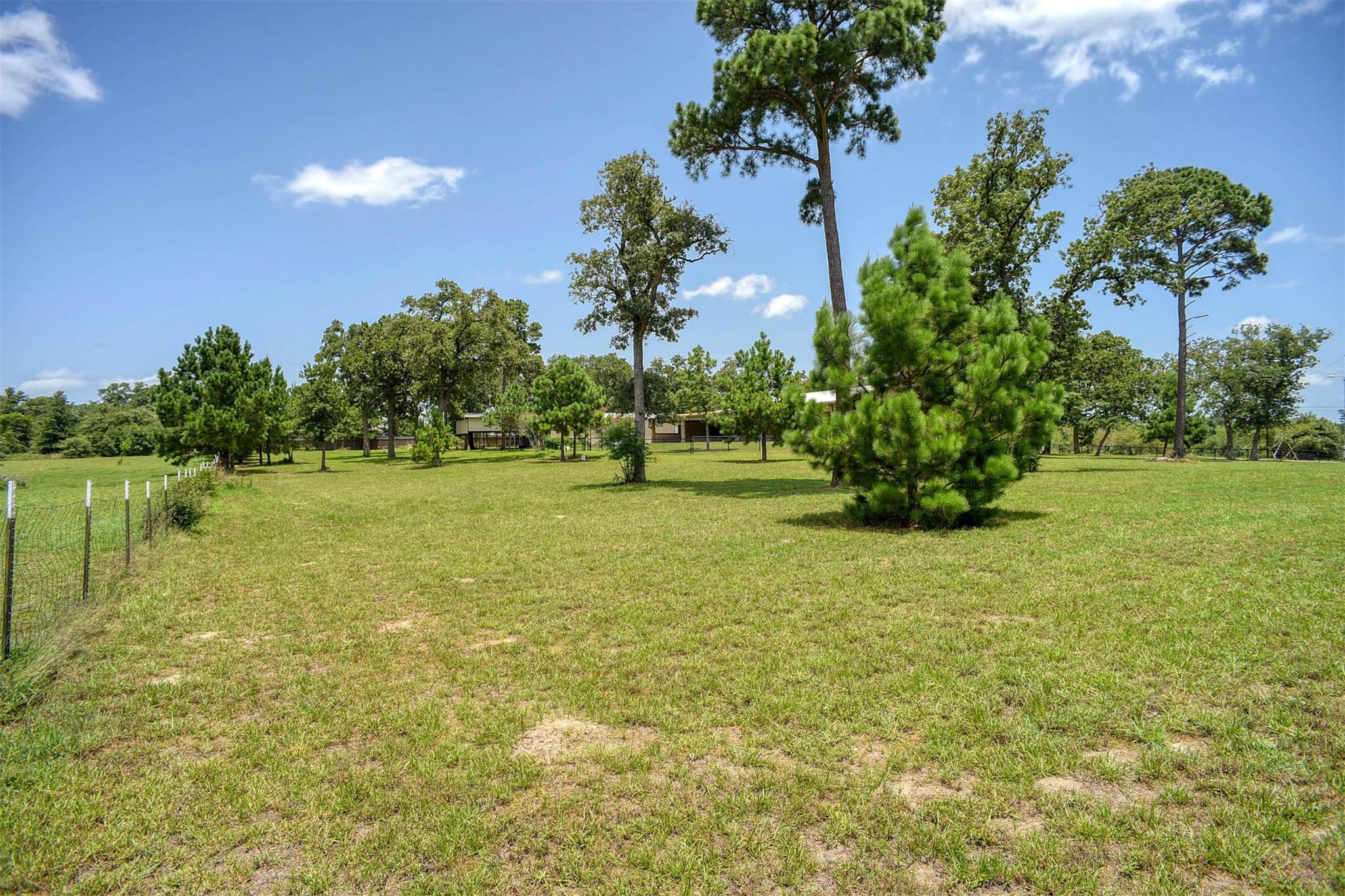 120 Lariat Ct, Bastrop, TX 78602