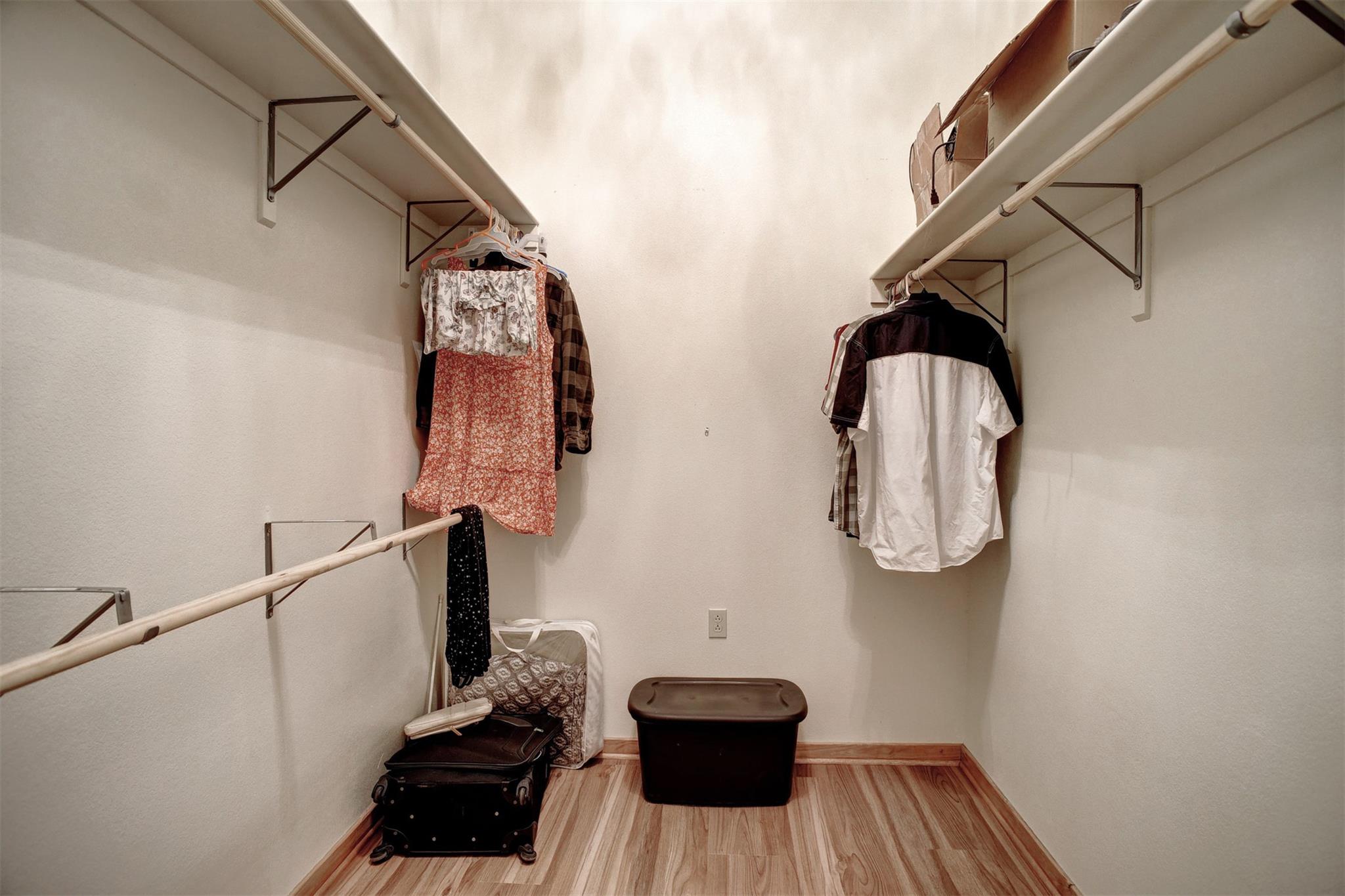 120 Lariat Ct, Bastrop, TX 78602