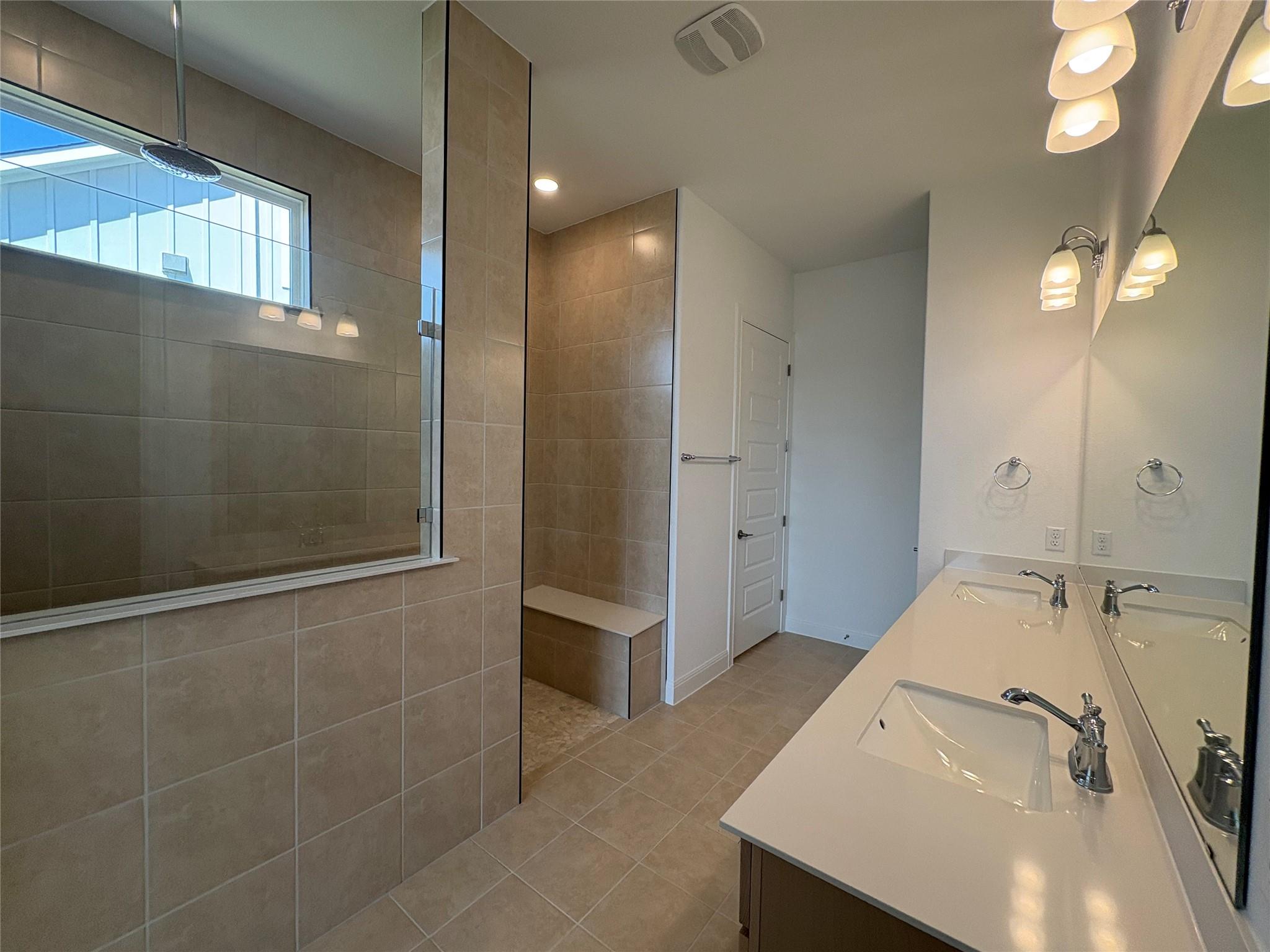 124 Diamond Point Rd, Georgetown, TX 78633