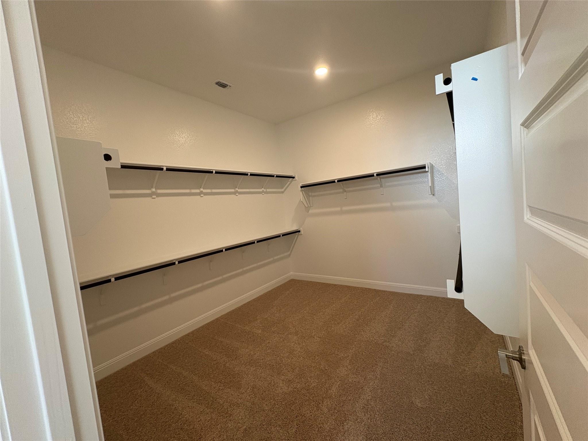 124 Diamond Point Rd, Georgetown, TX 78633