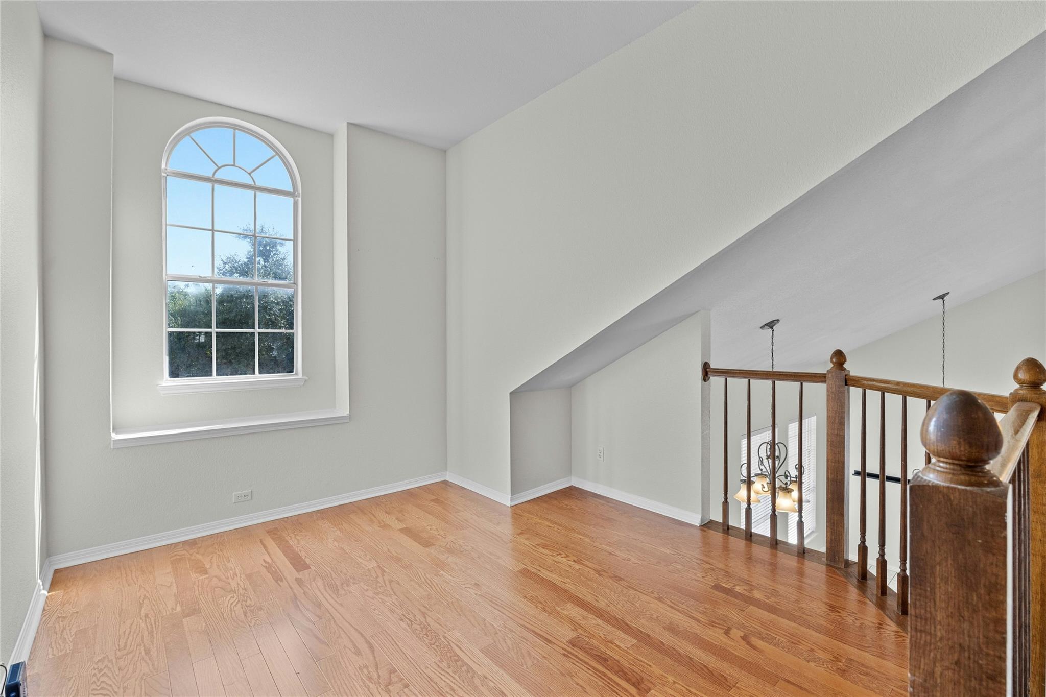 604 Cloud Ct, Round Rock, TX 78681