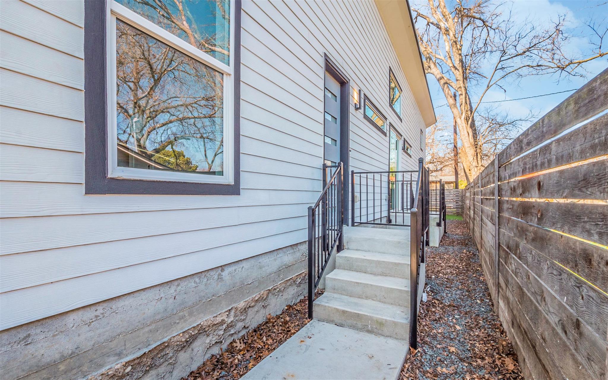 1130 Spur Street # B, Austin, TX 78721