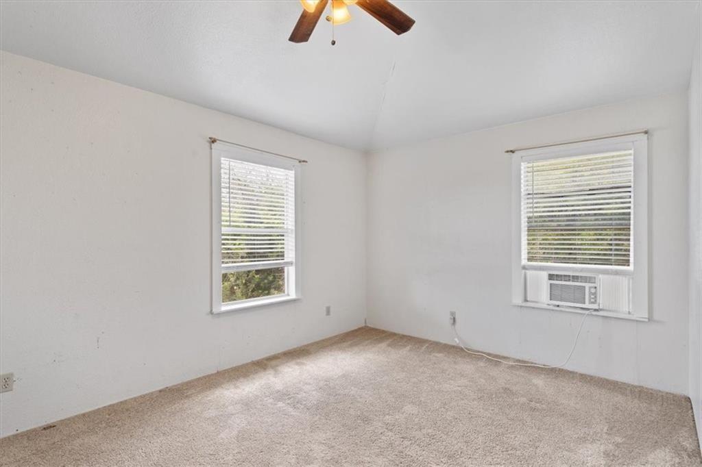 461 Skyline Rdg, San Marcos, TX 78666