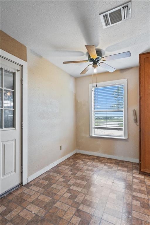 461 Skyline Rdg, San Marcos, TX 78666