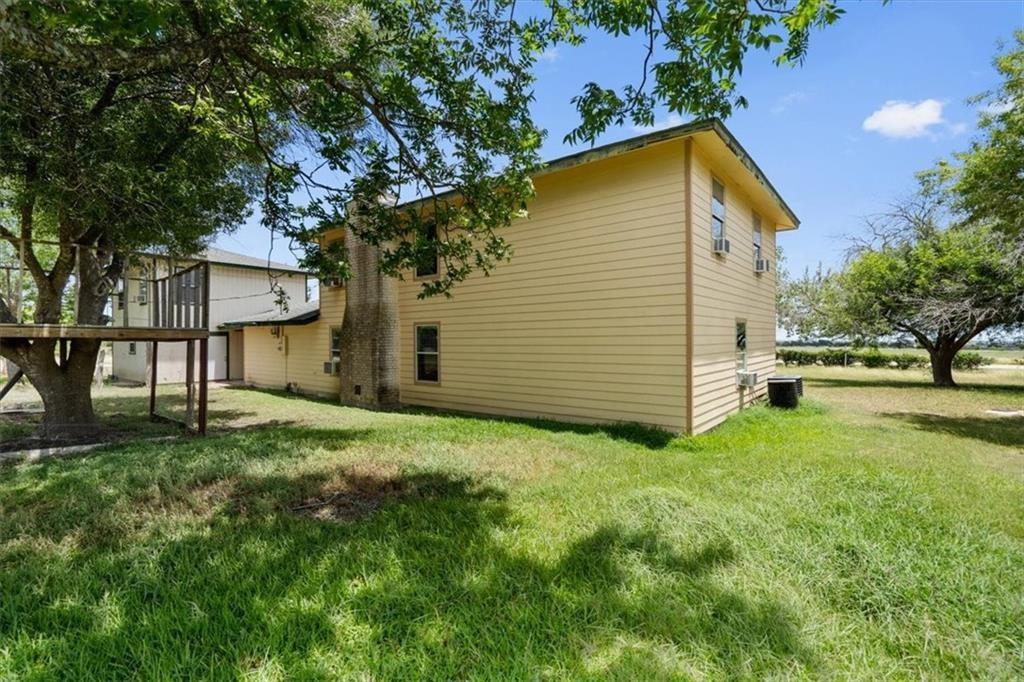461 Skyline Rdg, San Marcos, TX 78666